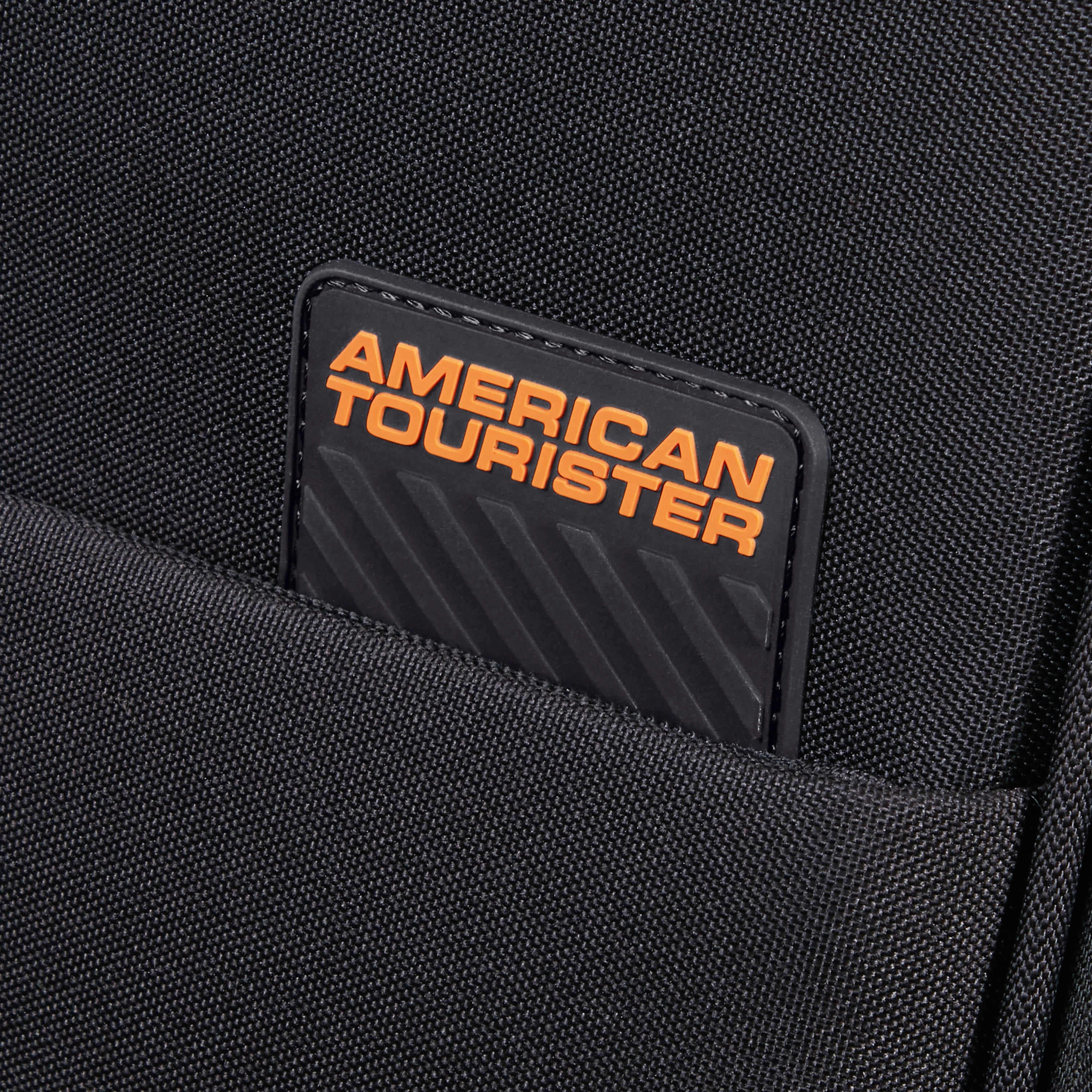 American Tourister Sun Break Expandable Spinner Medium Luggage