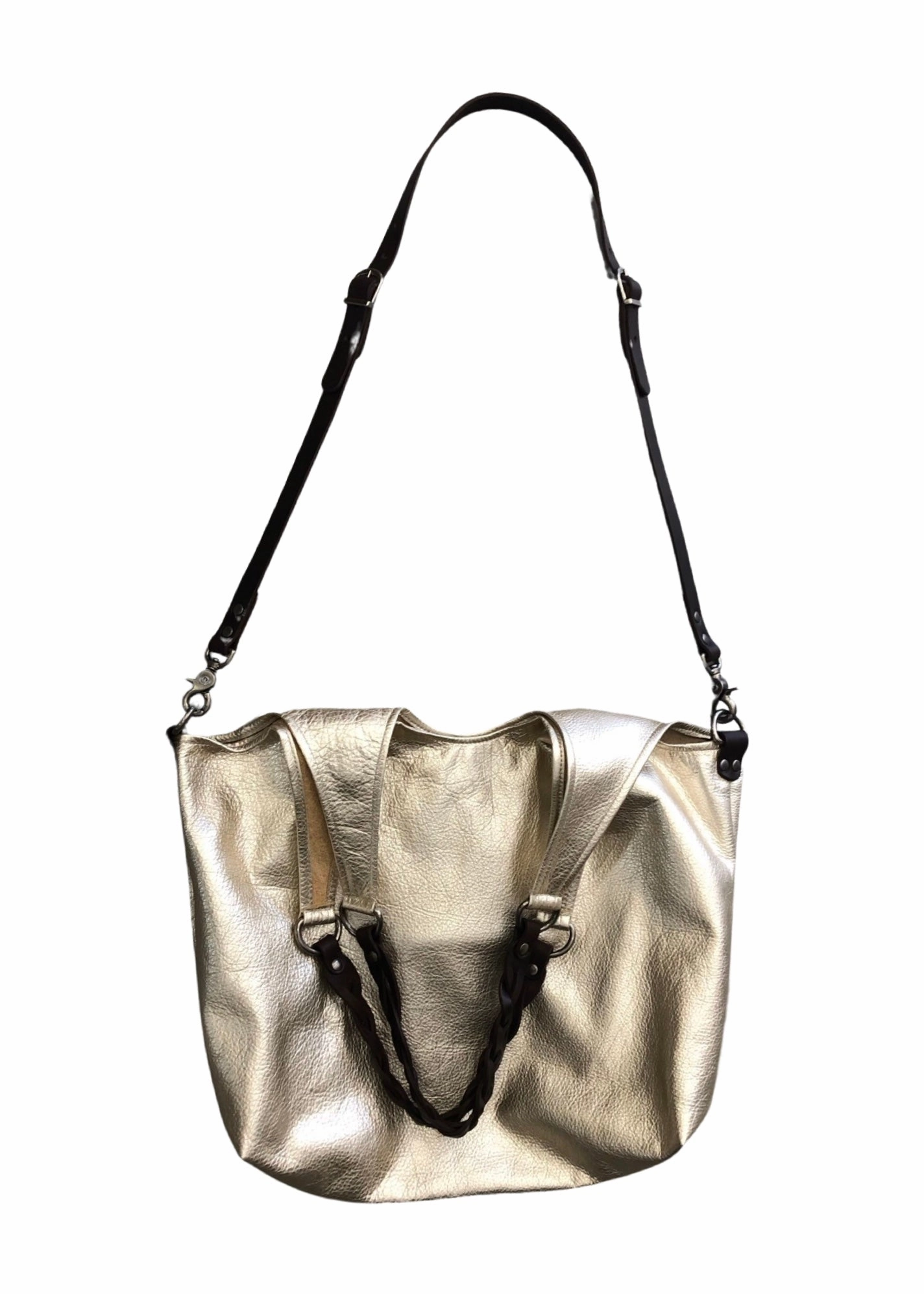 B34  braided handled tote