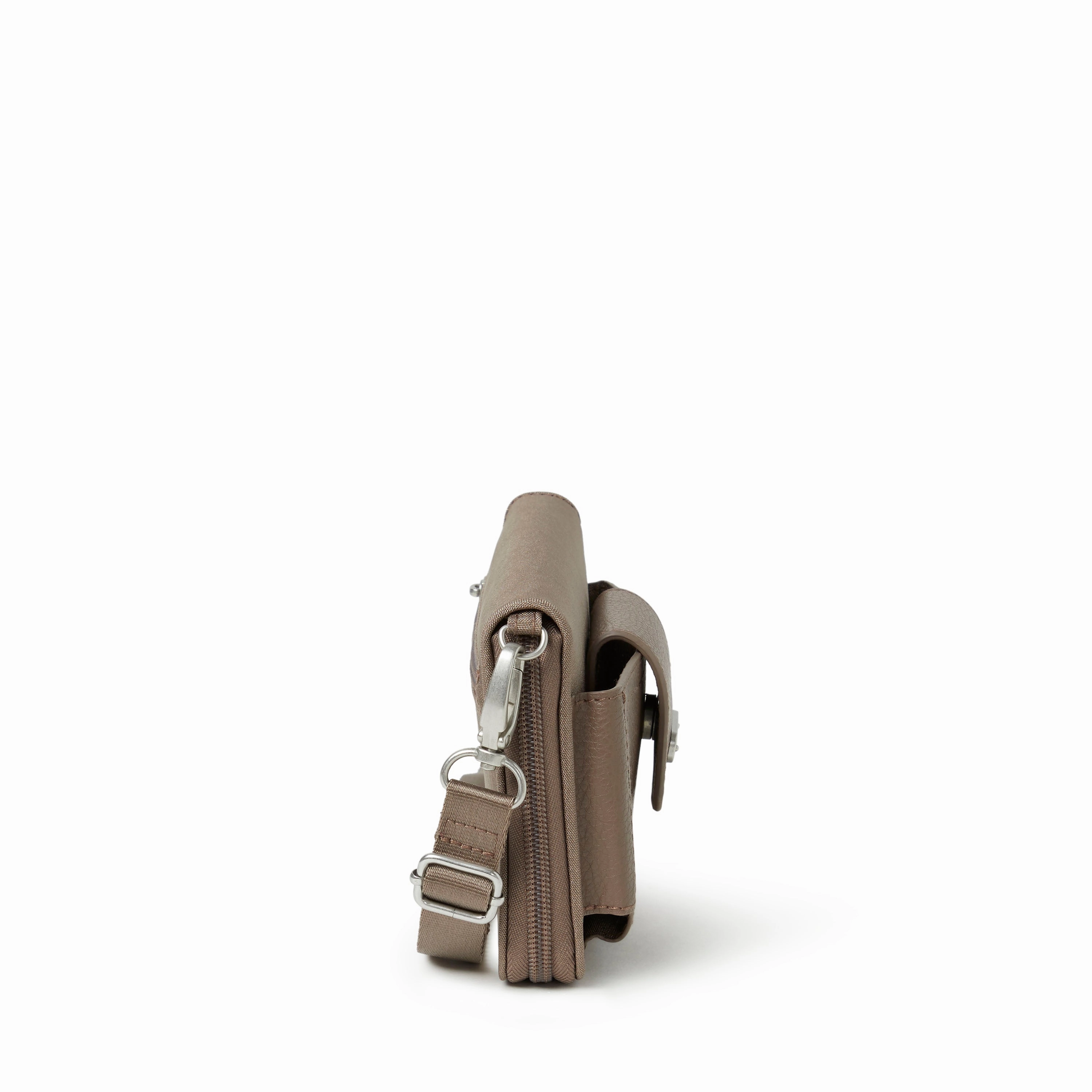 Baggallini RFID Phone Wallet Crossbody