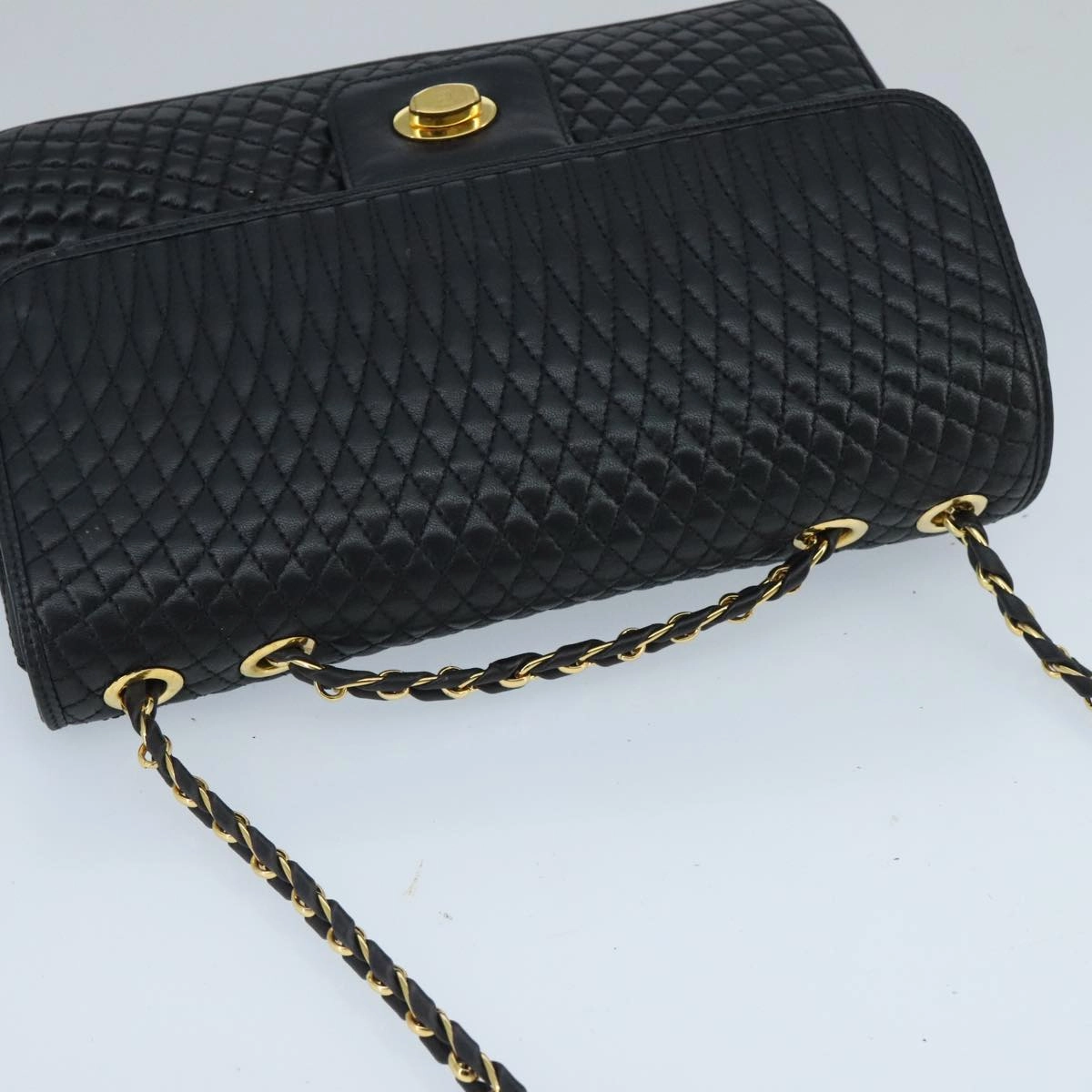 Bally  Leather Shoulder Bag (Pre-Owned)