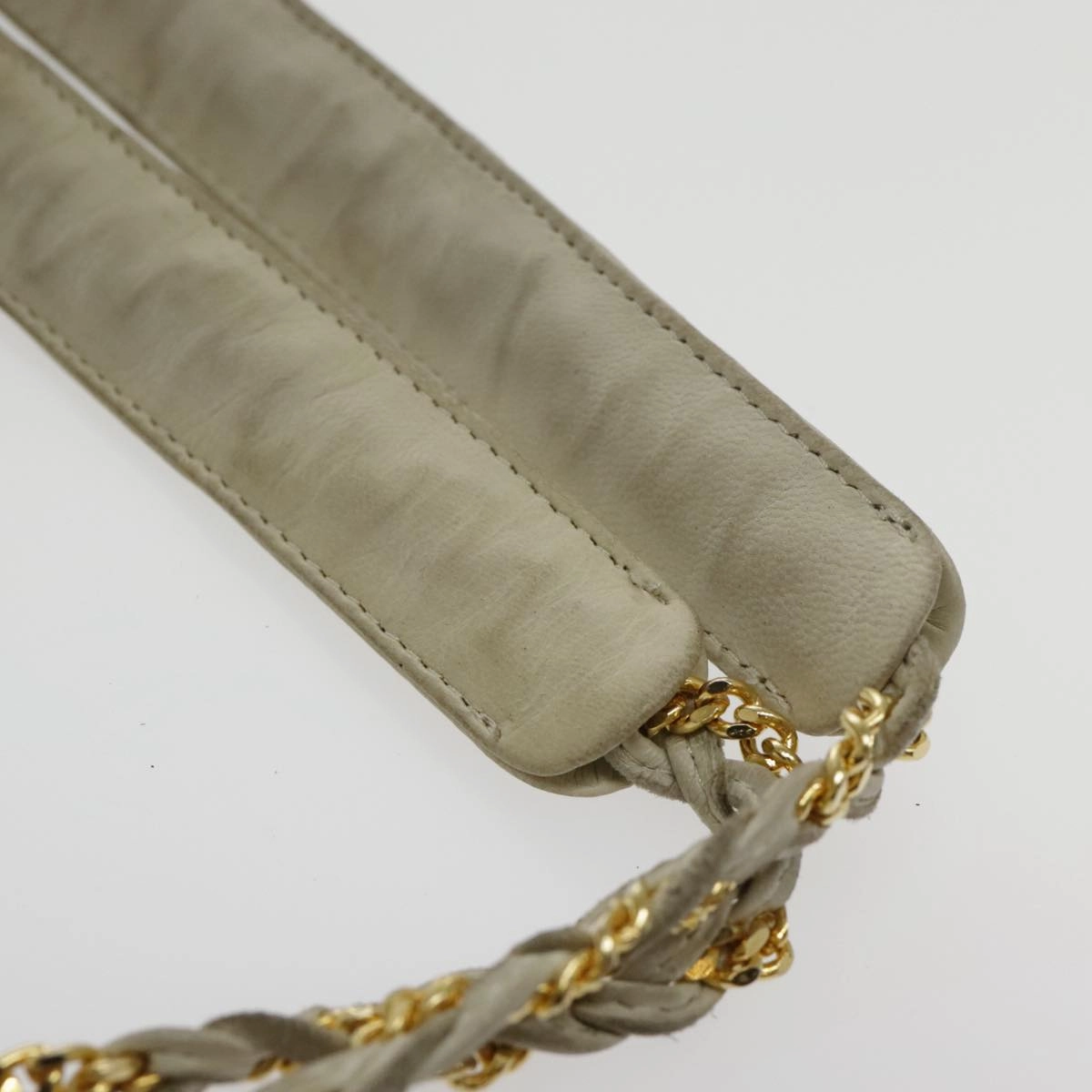Bally  Leather Shoulder Bag (Pre-Owned)
