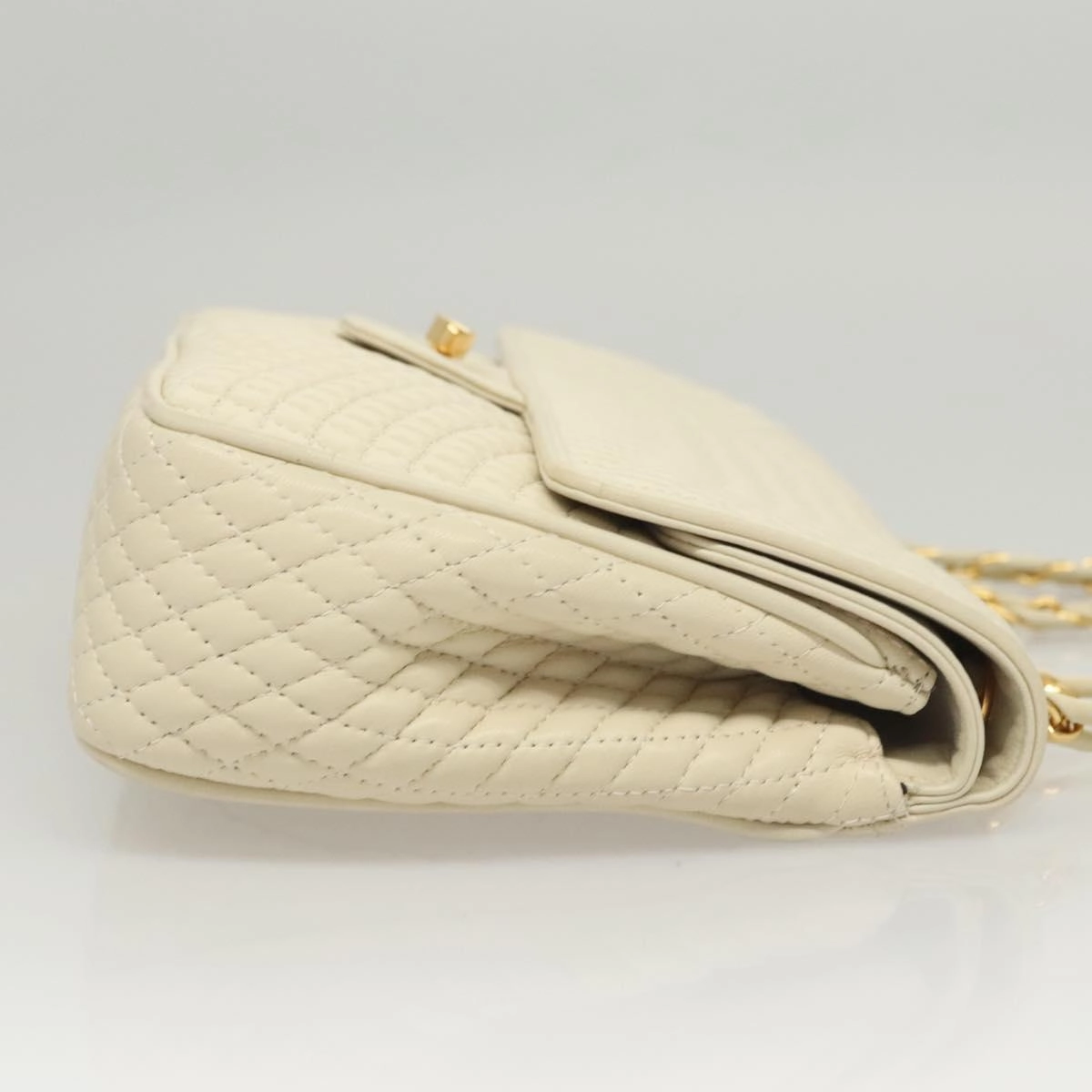 Bally Leather Shoulder Bag (Pre-Owned)