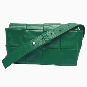 Bottega Veneta Cassette Leather Shoulder Bag (Pre-Owned)