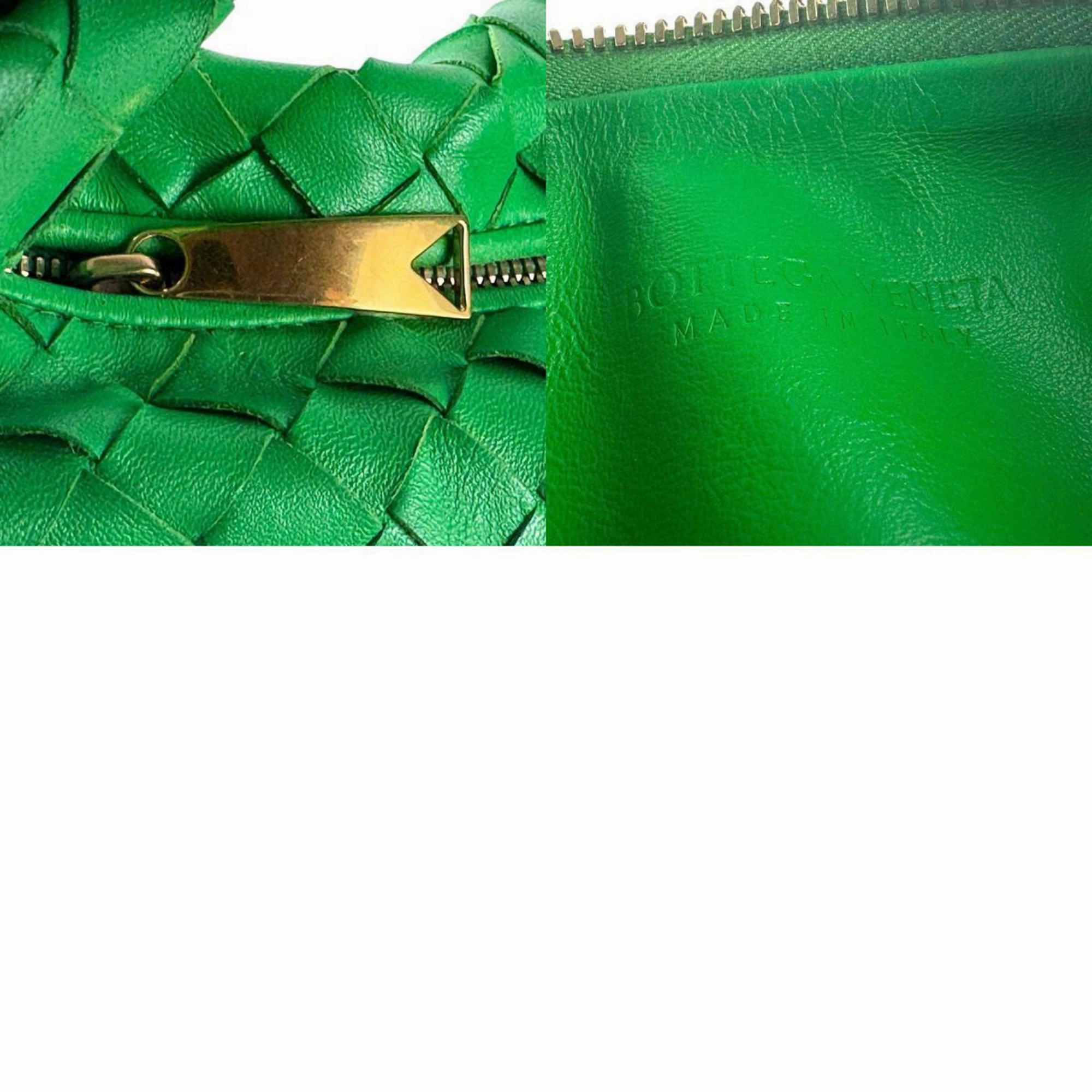 Bottega Veneta Leather Handbag (Pre-Owned)