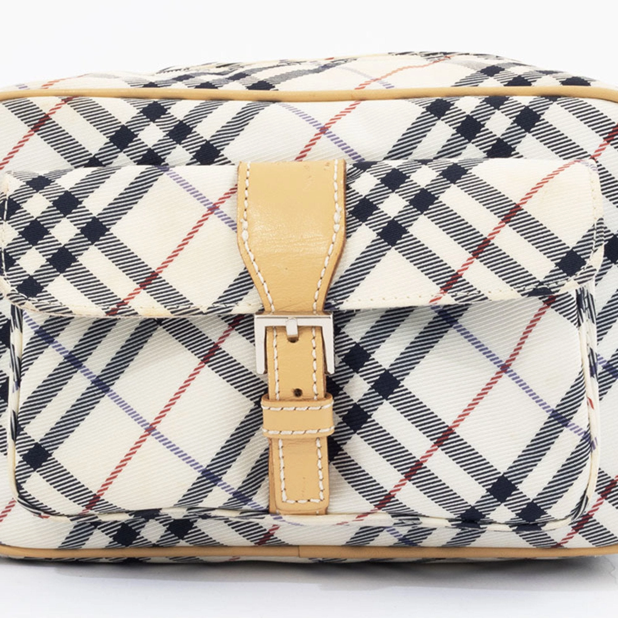 Burberry blue Label Canvas Leather Shoulder Bag (Pre-Owned)