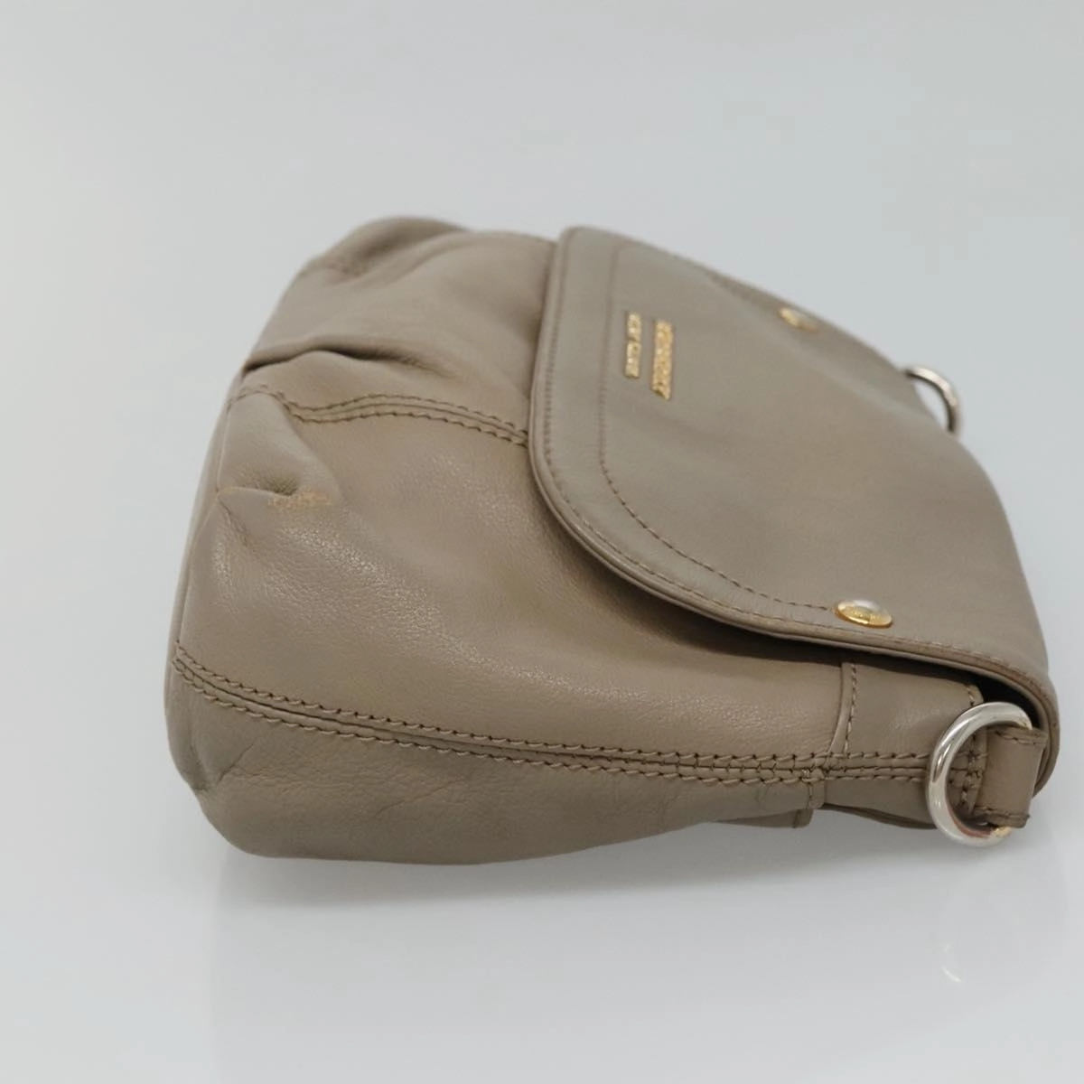 Burberry Leather Shoulder Bag (Pre-Owned)
