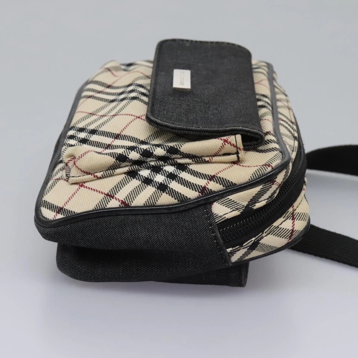 Burberry Nova Check Canvas Shoulder Bag (Pre-Owned)