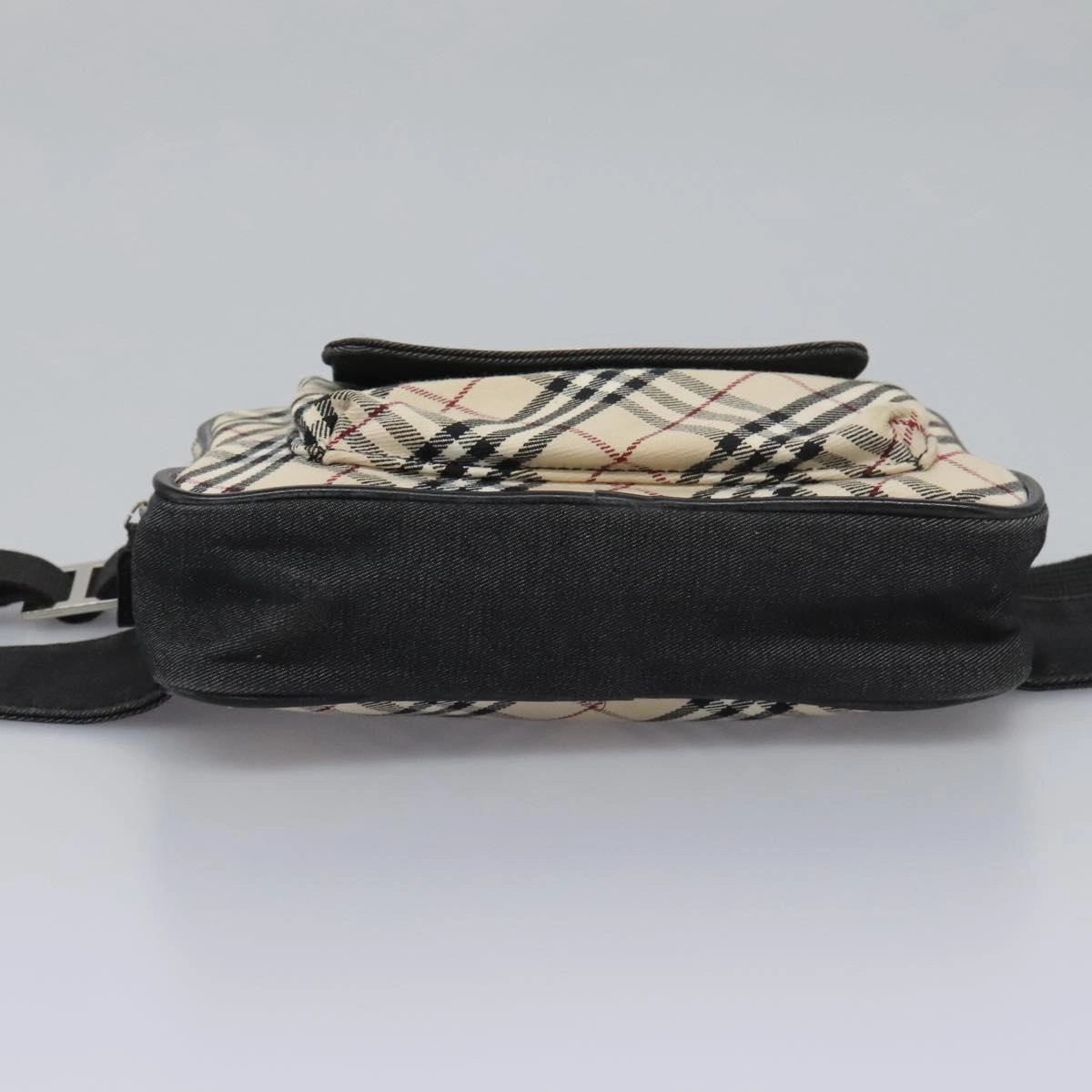 Burberry Nova Check Canvas Shoulder Bag (Pre-Owned)