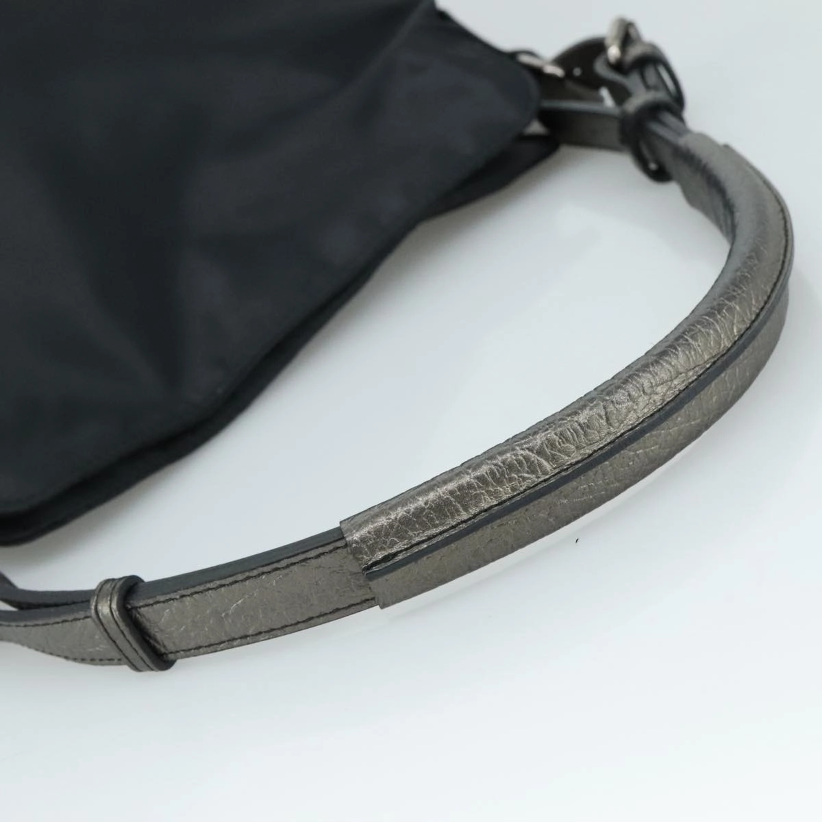 Burberry  Synthetic Shoulder Bag (Pre-Owned)