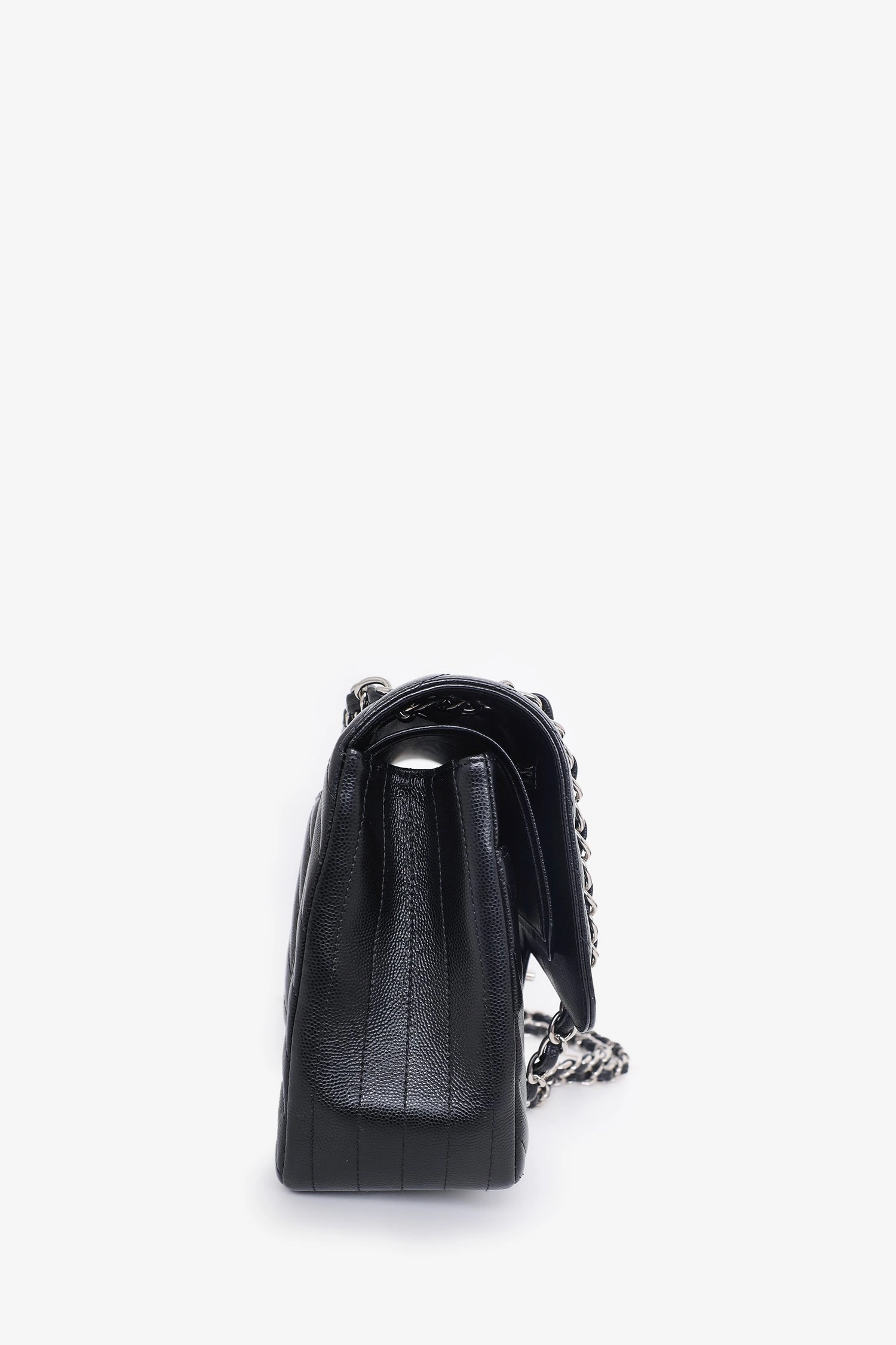 Chanel 2016-17 Black Chevron Caviar Leather Jumbo Double Flap