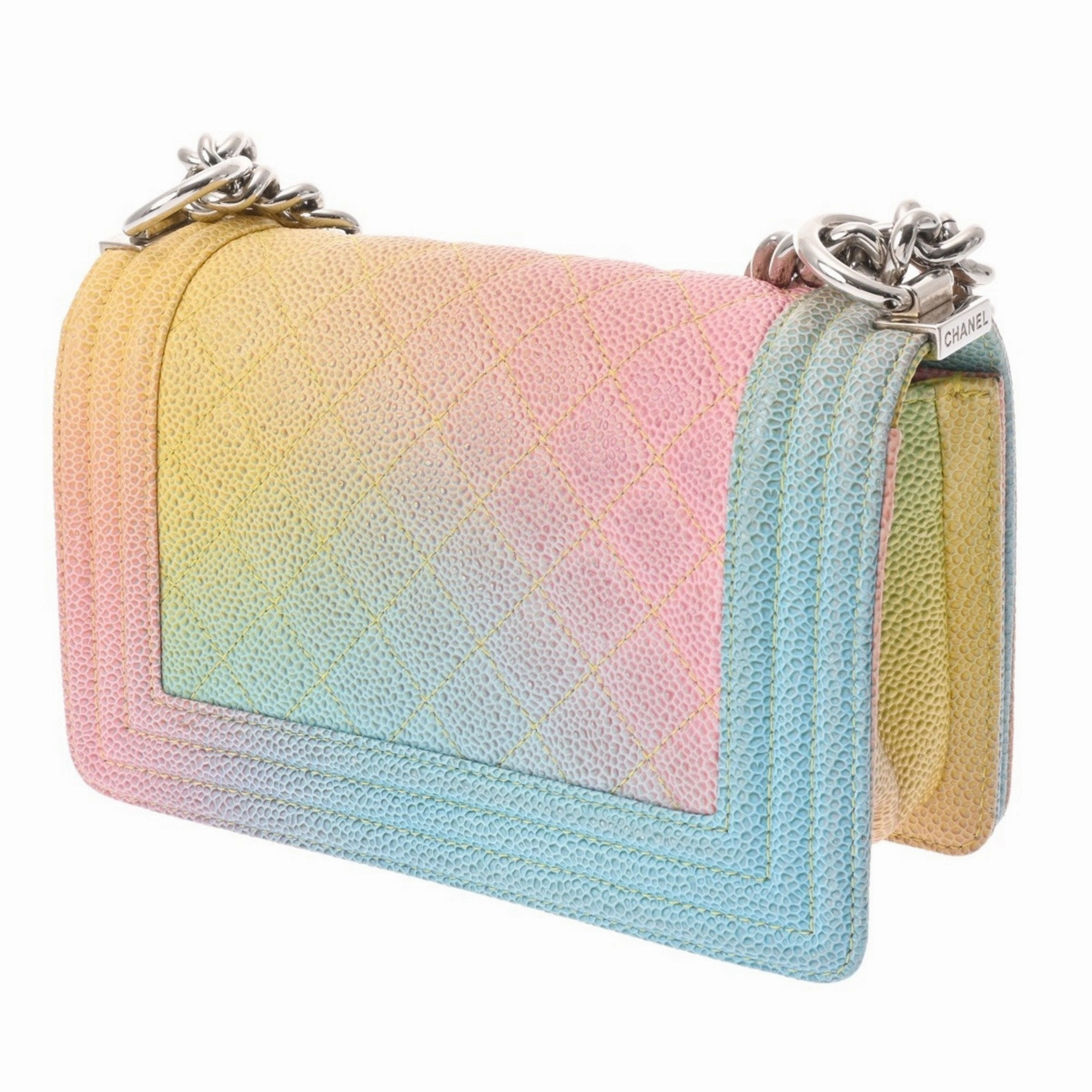 Chanel Boy Chanel Grained Calfskin Shoulder Bag (Pre-Owned)