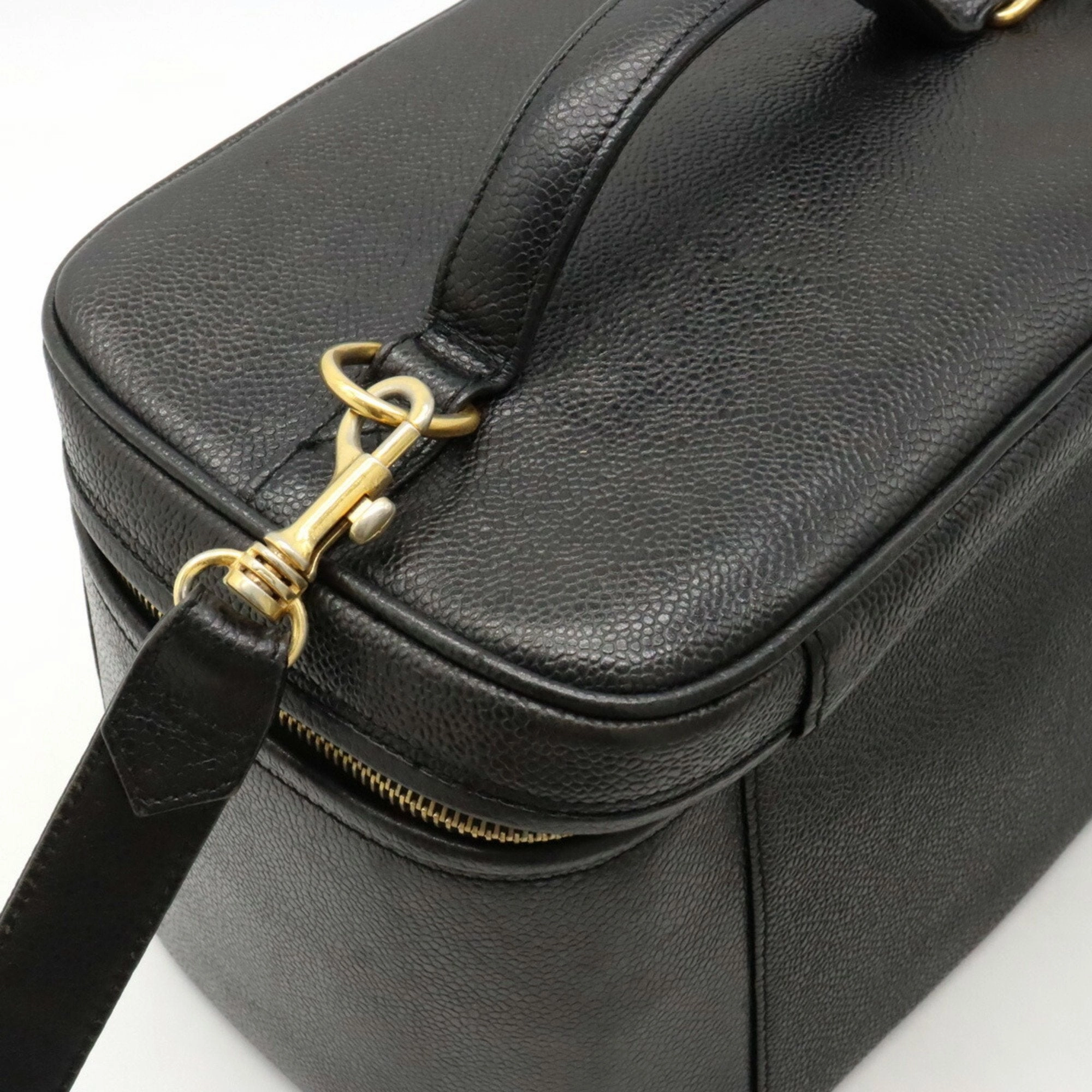 Chanel Caviar Skin Caviar Leather Handbag Pouch Shoulder Bag Vanity Bag (Pre-Owned)