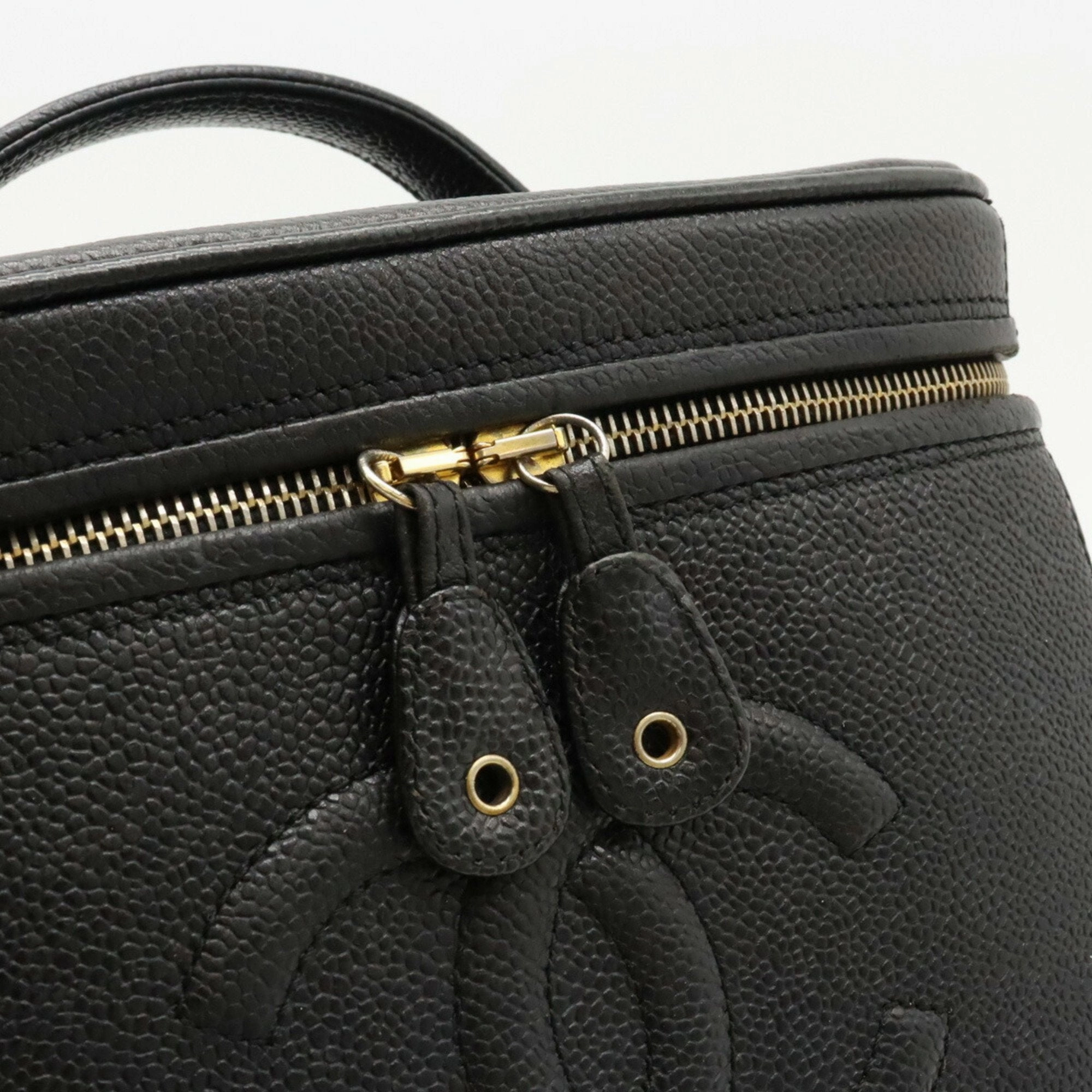 Chanel Caviar Skin Caviar Leather Handbag Pouch Shoulder Bag Vanity Bag (Pre-Owned)