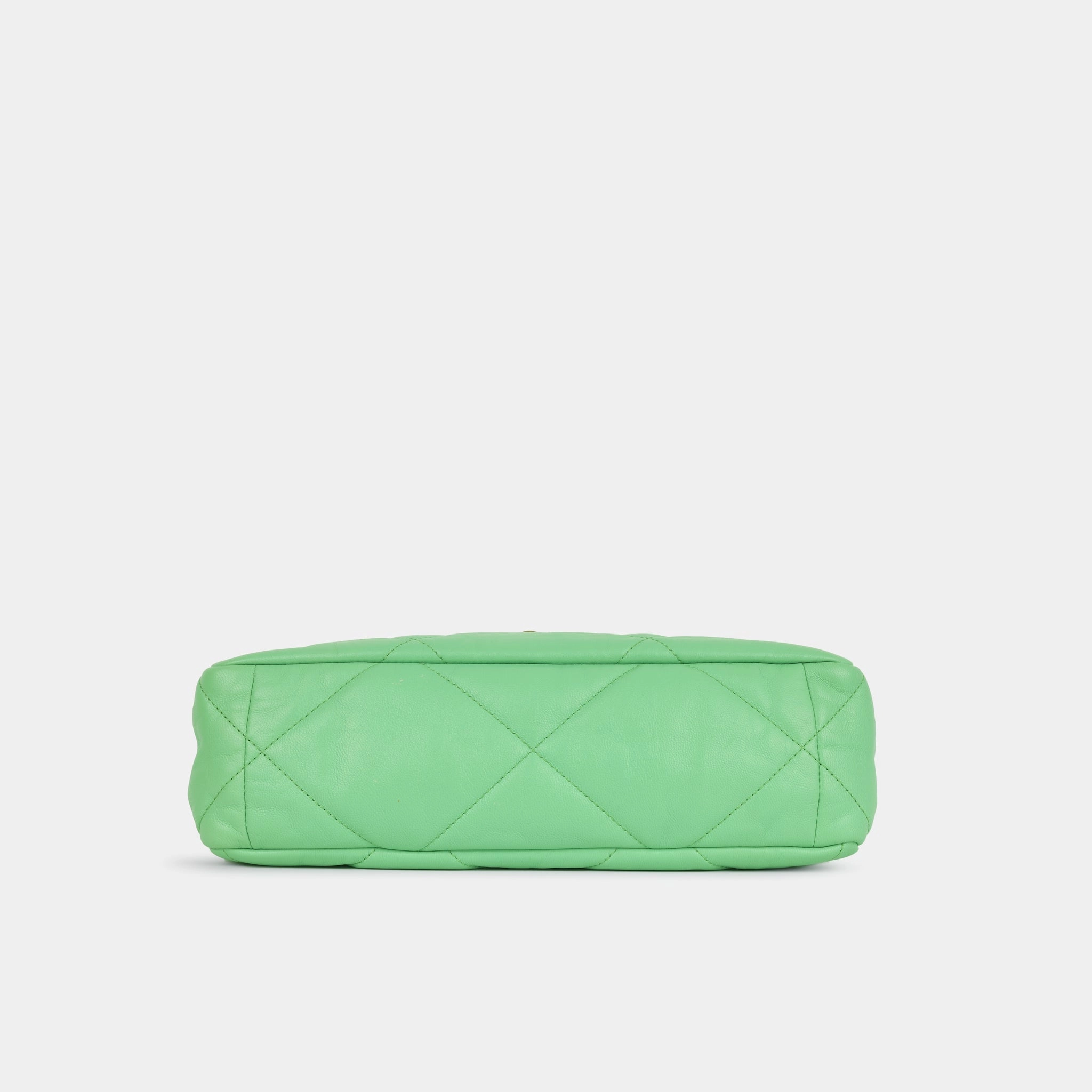 Chanel Chanel 19 Flap Bag - Maxi