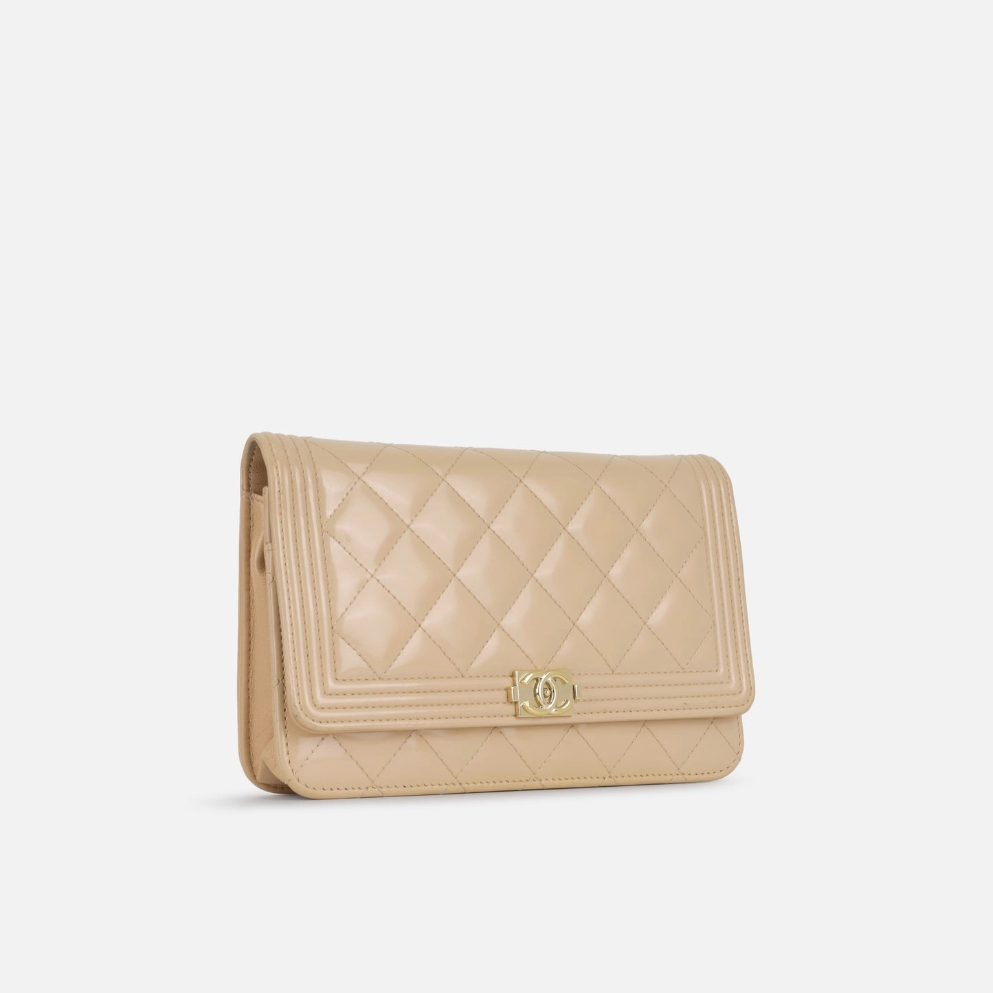Chanel Chanel - Boy WOC - Iridescent Pink Patent Leather CGHW - 2016 - Pre-Loved