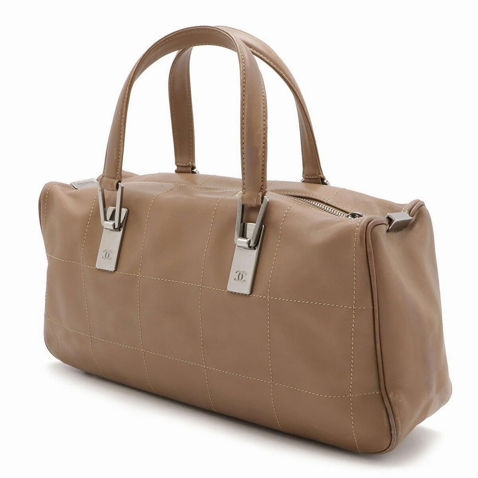 Chanel Chocolate Bar Leather Handbag (Pre-Owned)