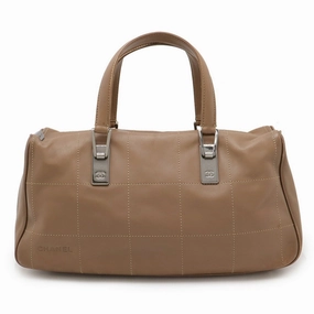 Chanel Chocolate Bar Leather Handbag (Pre-Owned)