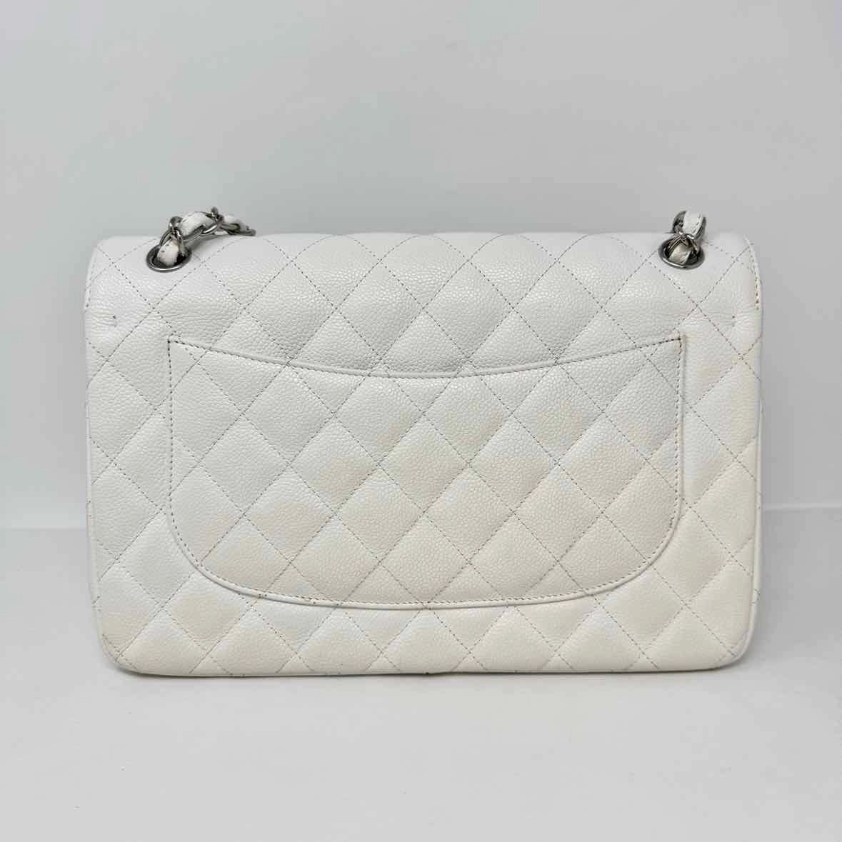 Chanel Classic Jumbo Double Flap Shoulder Bag