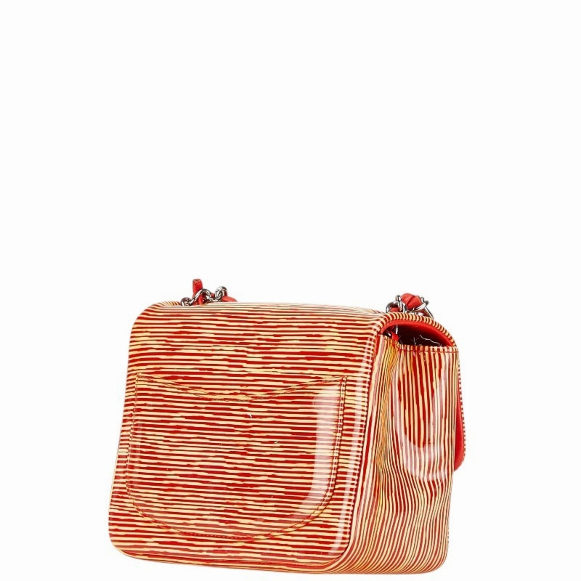 Chanel  Color Patent Leather Shoulder Bag (Pre-Owned)