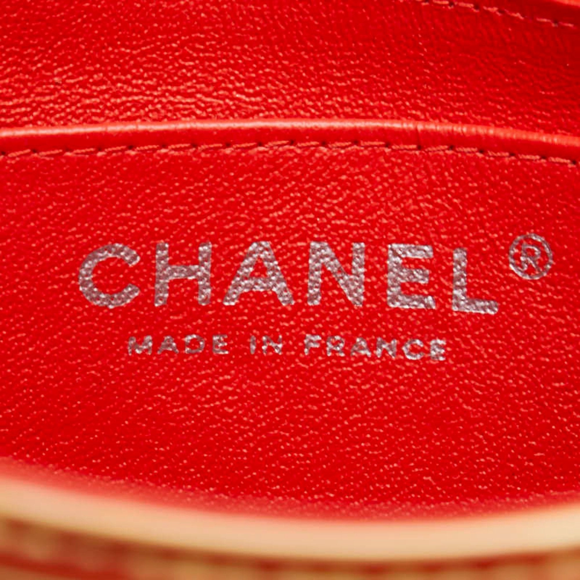 Chanel  Color Patent Leather Shoulder Bag (Pre-Owned)