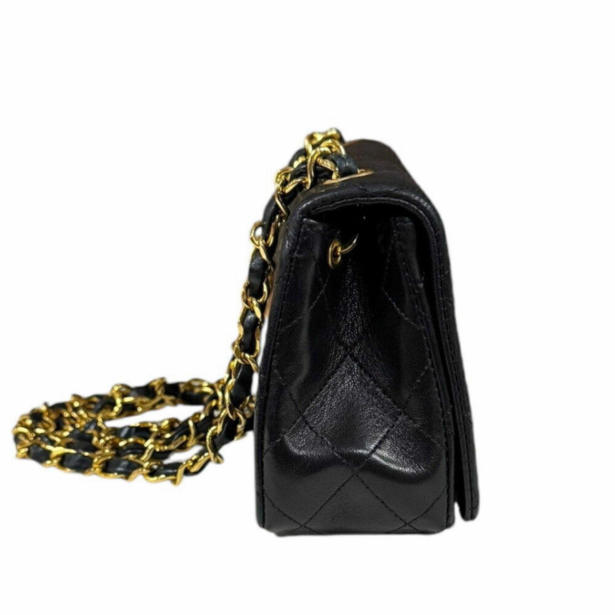 Chanel Full Flap Leather Shoulder Bag (Pre-Owned)