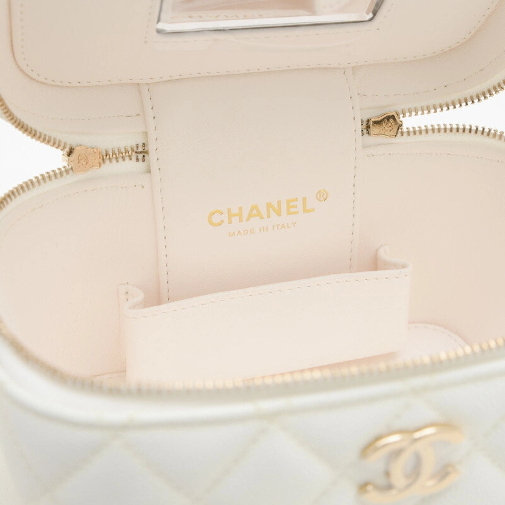 Chanel Grained Calfskin Pochette Shoulder Bag Vanity Bag (Pre-Owned)