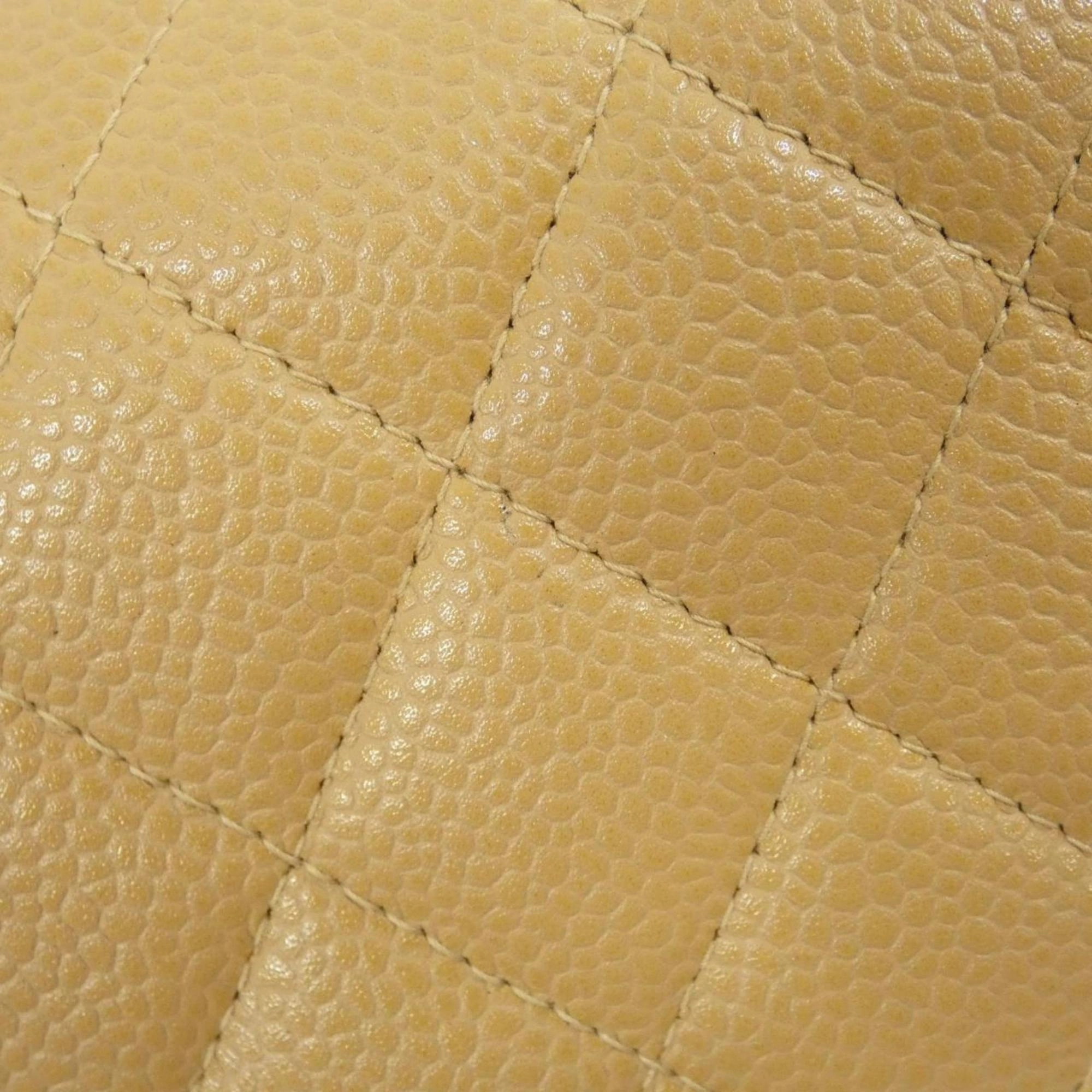 Chanel Grained Calfskin Shoulder Bag (Pre-Owned)