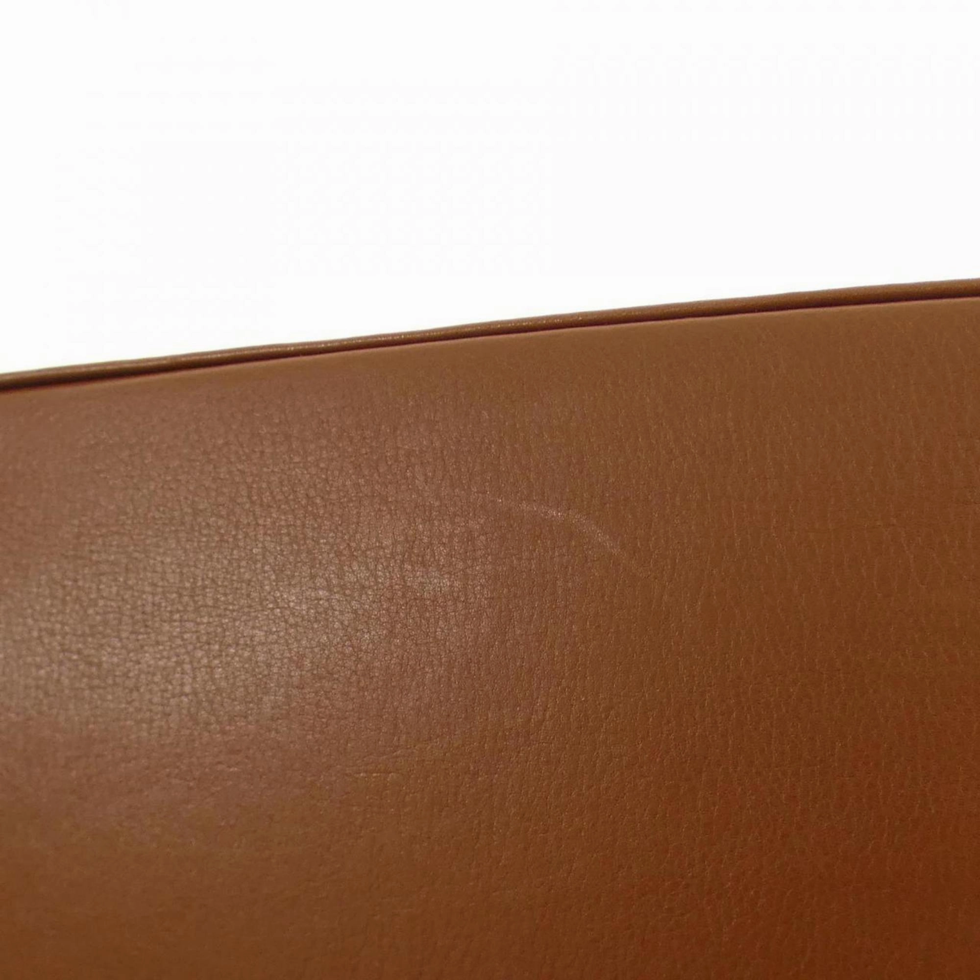Chanel Leather Handbag (Pre-Owned)