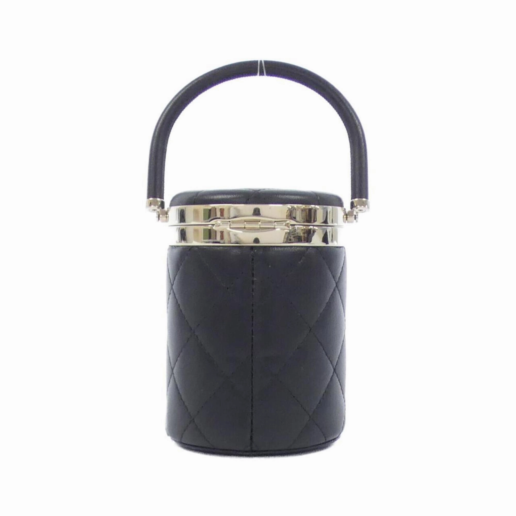 Chanel Leather Handbag (Pre-Owned)