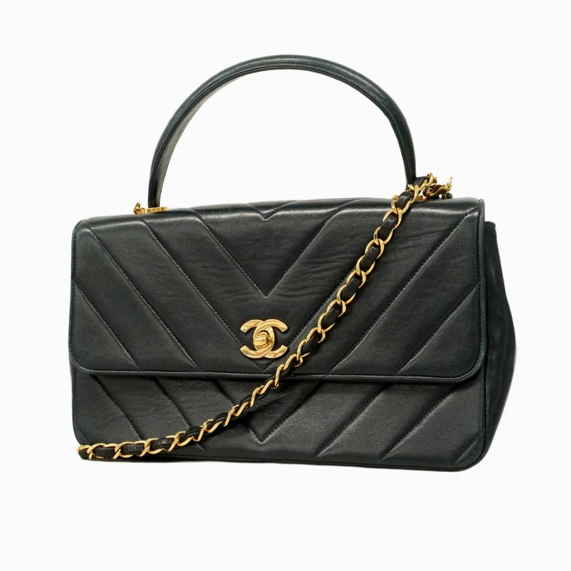 Chanel Leather Handbag (Pre-Owned)