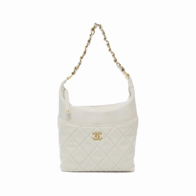 Chanel Leather Shoulder Bag (Pre-Owned)