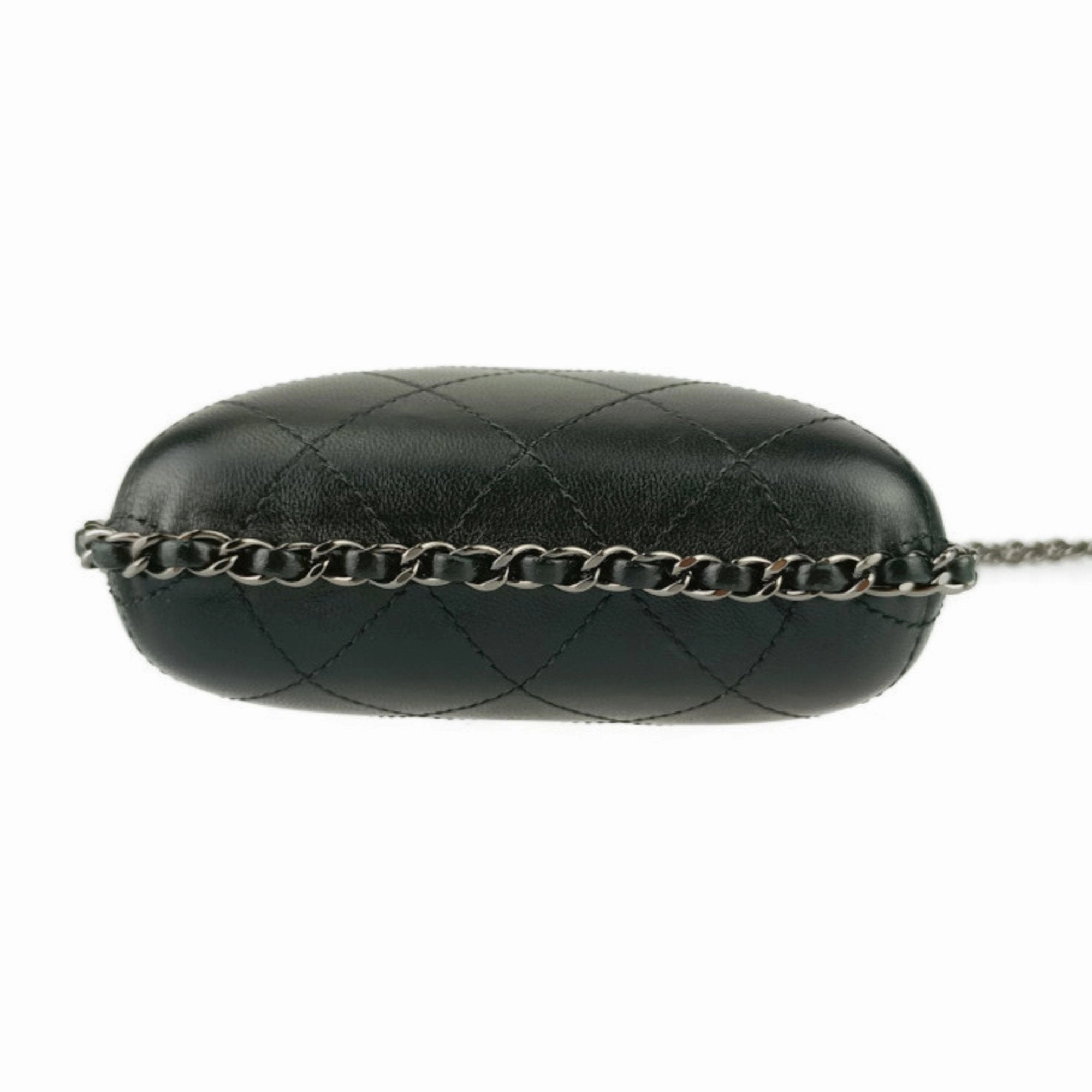 Chanel Pochette Shoulder Bag (Pre-Owned)