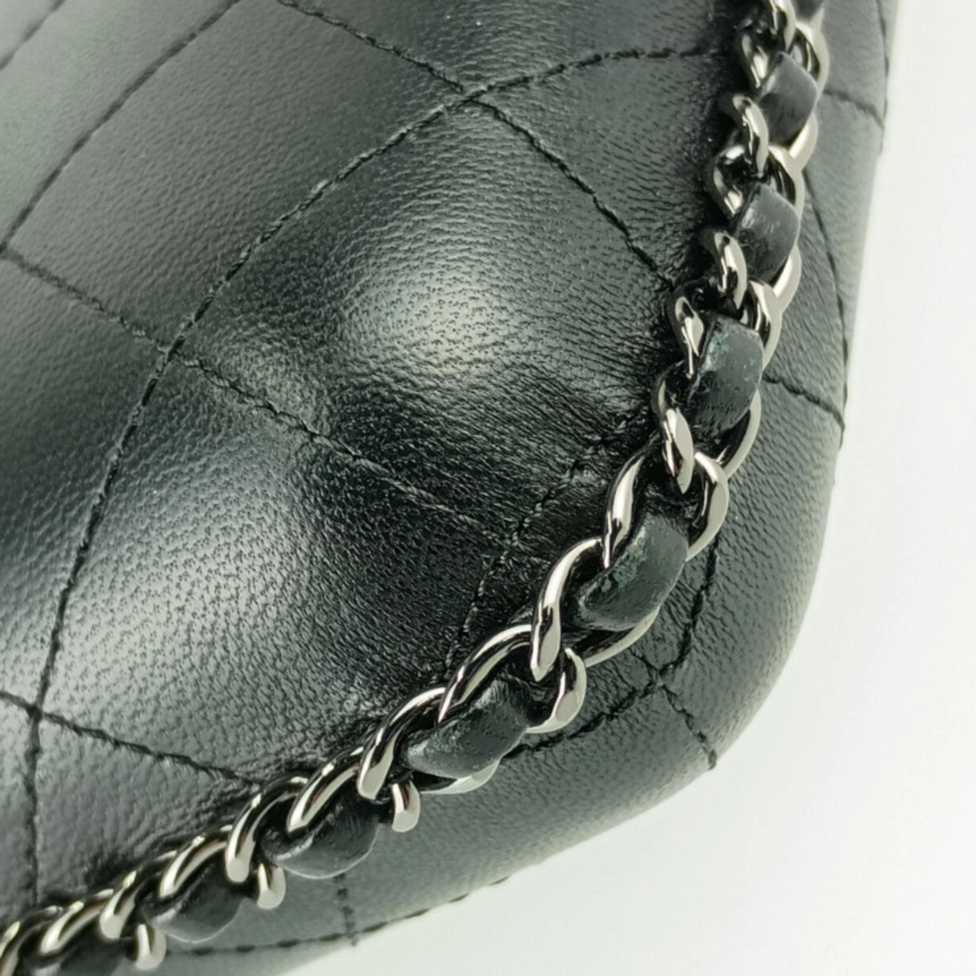 Chanel Pochette Shoulder Bag (Pre-Owned)