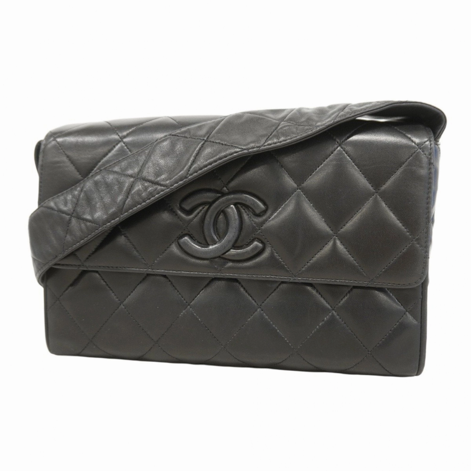 Chanel Shoulder Bag (Pre-Owned)