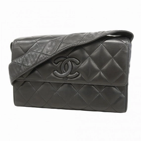 Chanel Shoulder Bag (Pre-Owned)