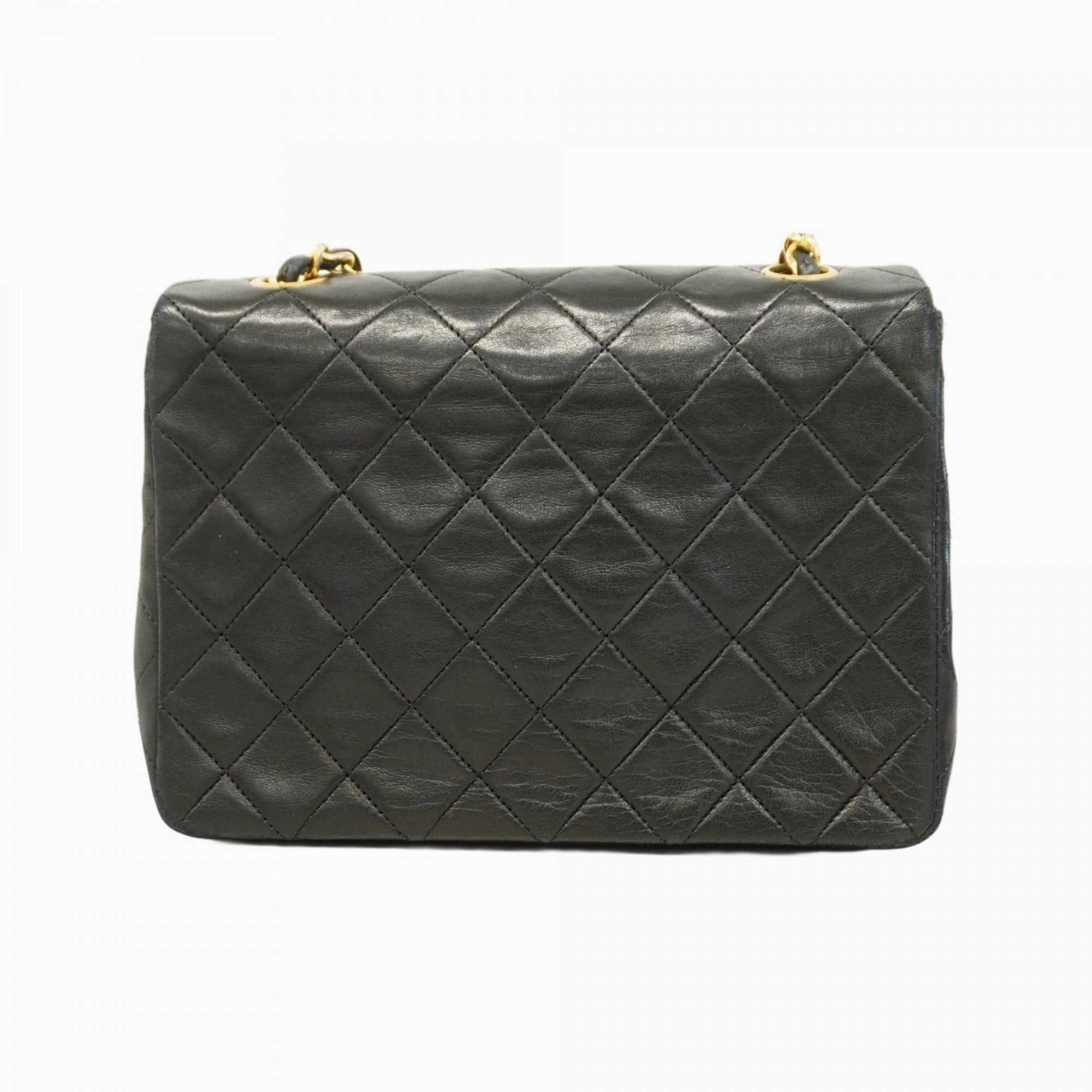 Chanel Timeless/Classique Leather Shoulder Bag (Pre-Owned)