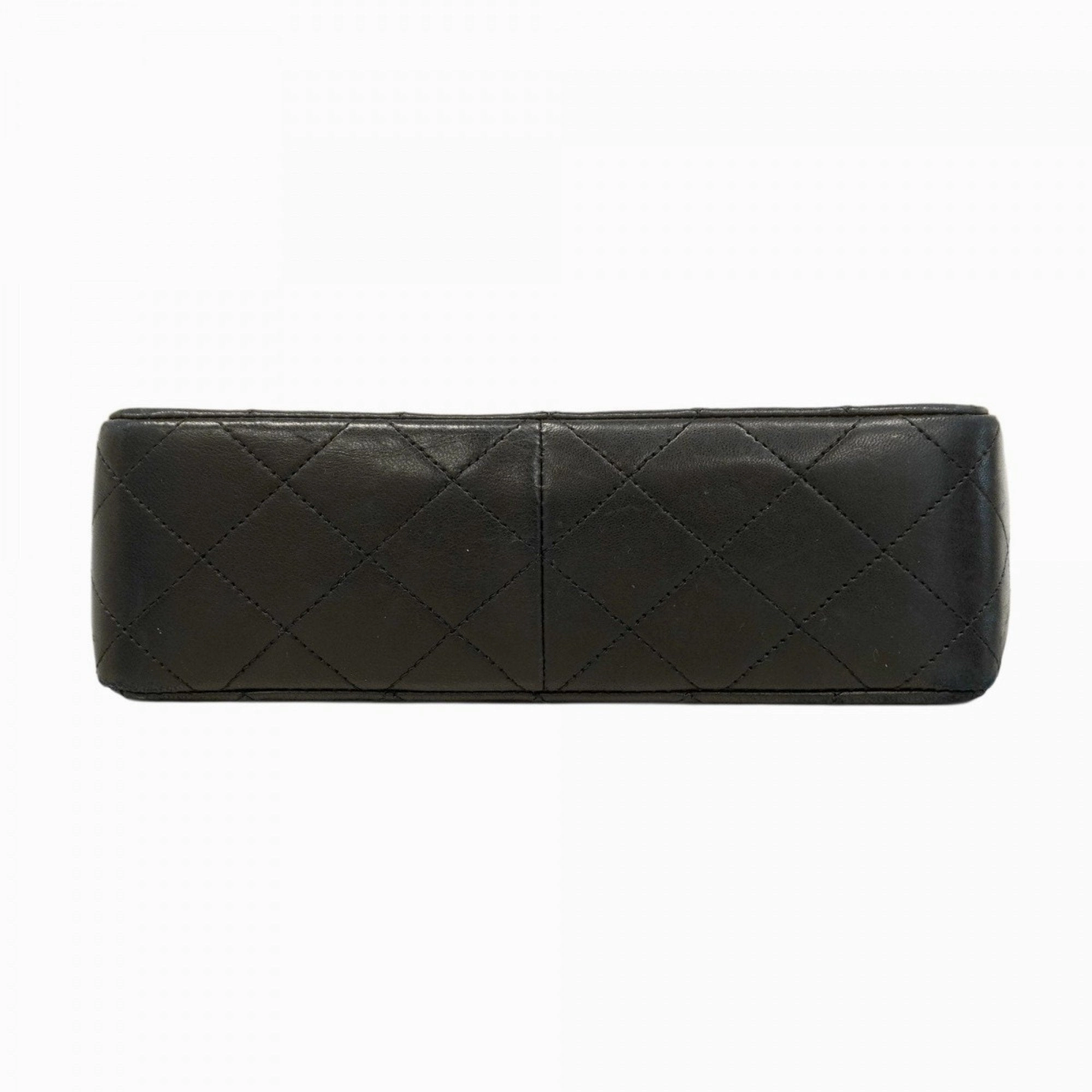 Chanel Timeless/Classique Leather Shoulder Bag (Pre-Owned)