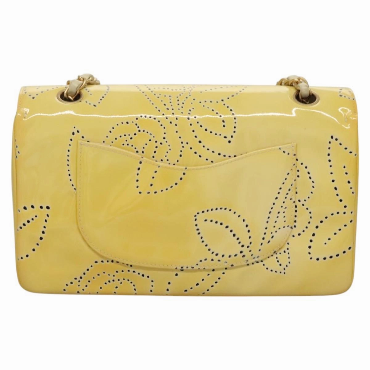 Chanel Timeless/Classique Patent Leather Shoulder Bag (Pre-Owned)