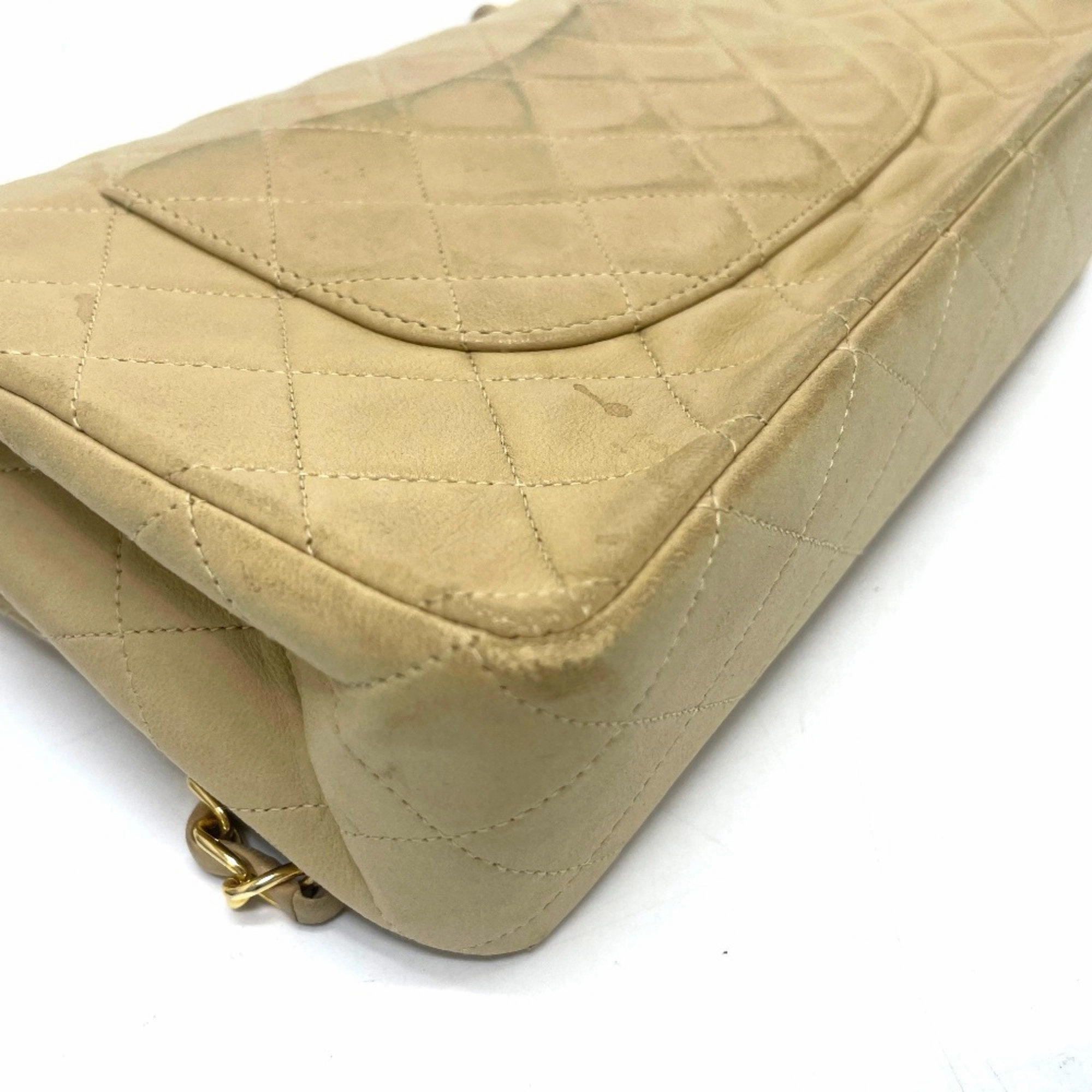 Chanel Timeless Leather Shoulder Bag (Pre-Owned)