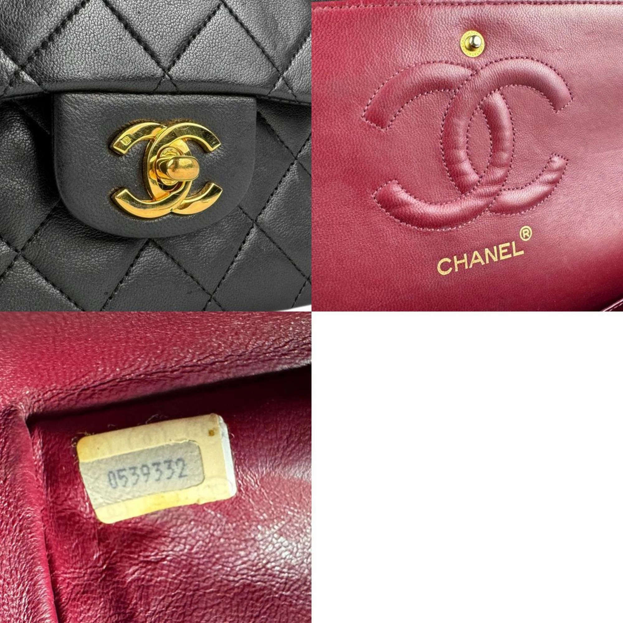 Chanel Timeless Leather Shoulder Bag (Pre-Owned)