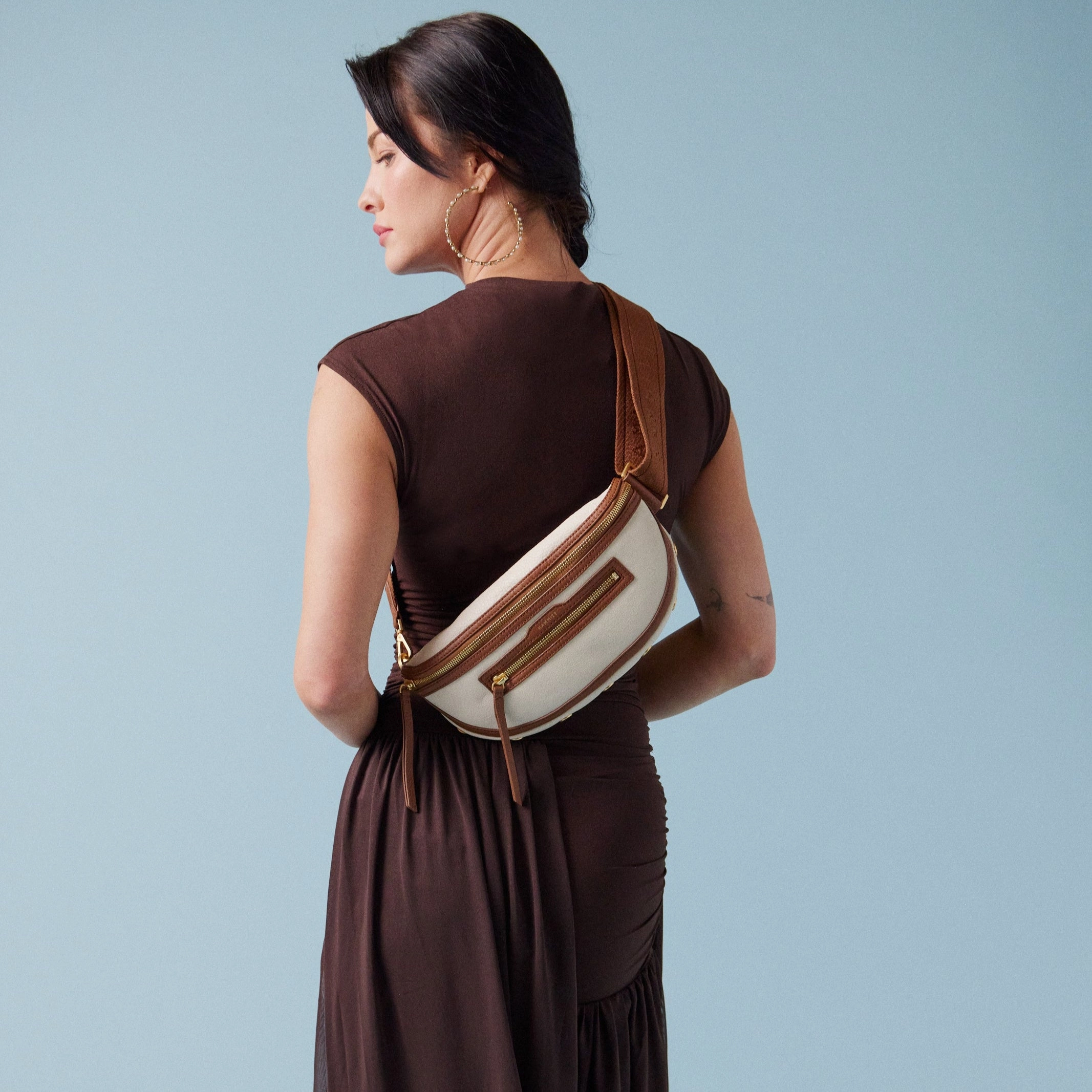 Charles Crossbody | Courtyard Cream/Brushed Gold | Med
