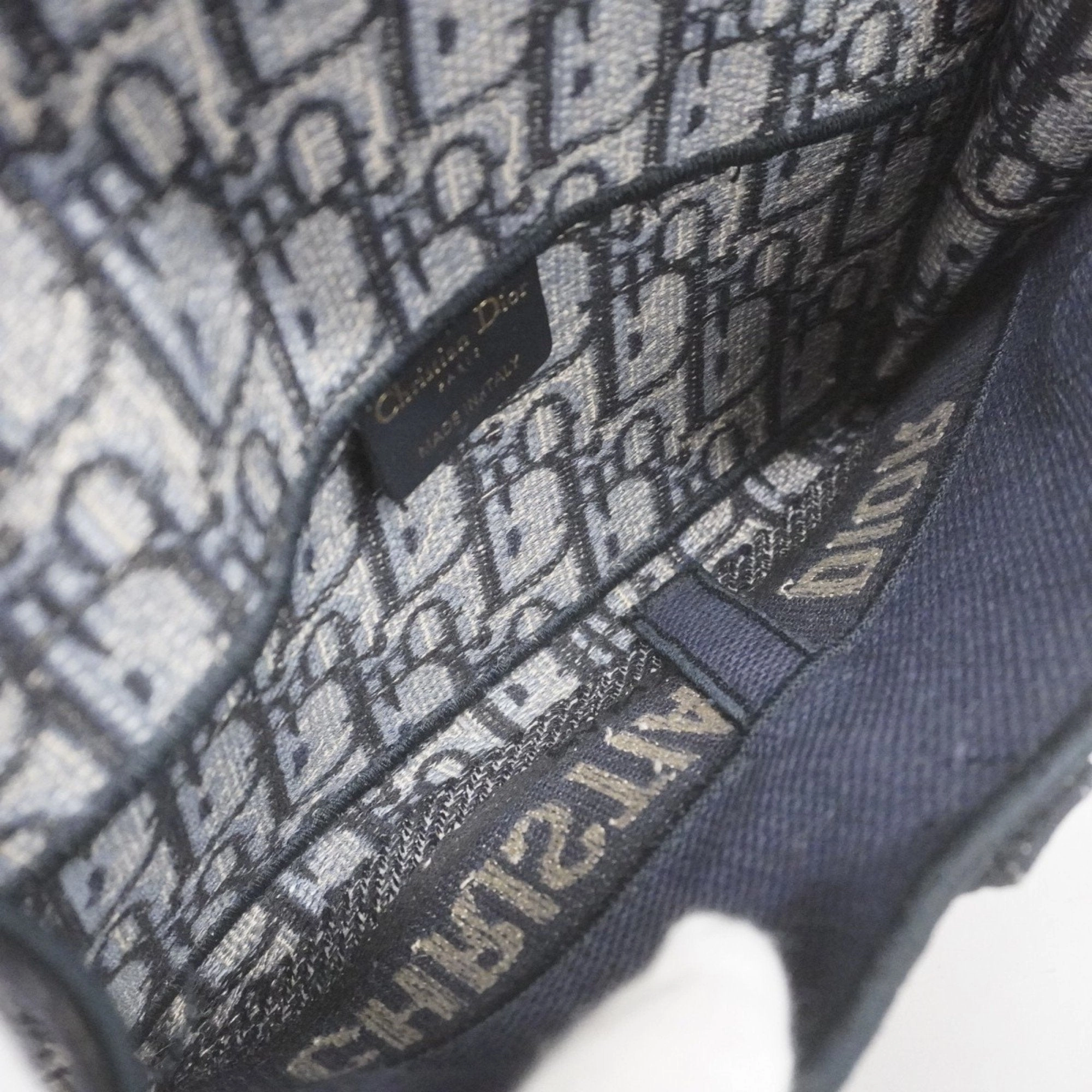 Christian Dior Canvas Shoulder Bag (Pre-Owned)