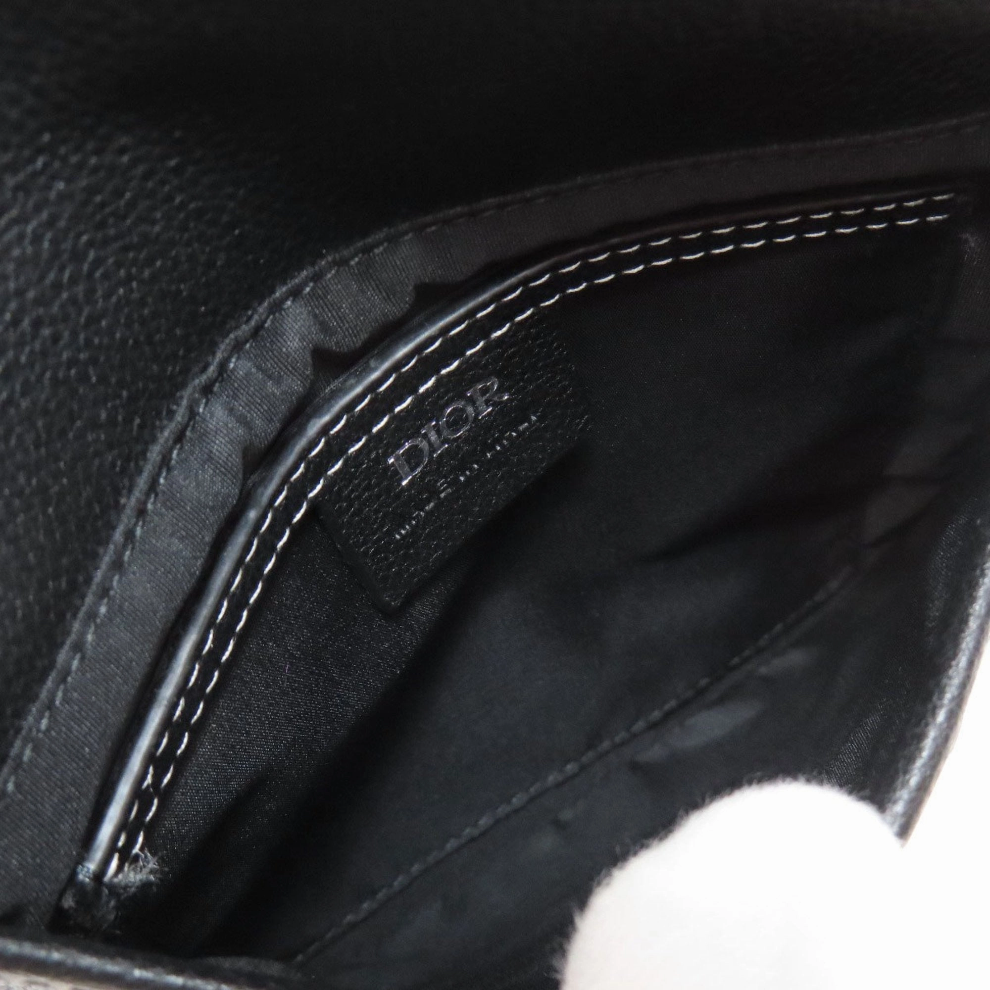 Christian Dior Leather Shoulder Bag (Pre-Owned)
