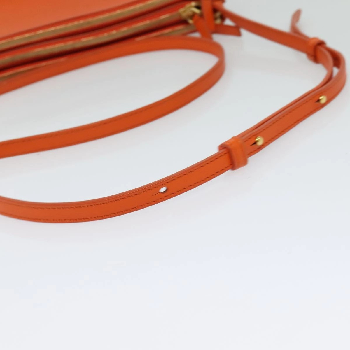 Cline Trio Leather Shoulder Bag (Pre-Owned)