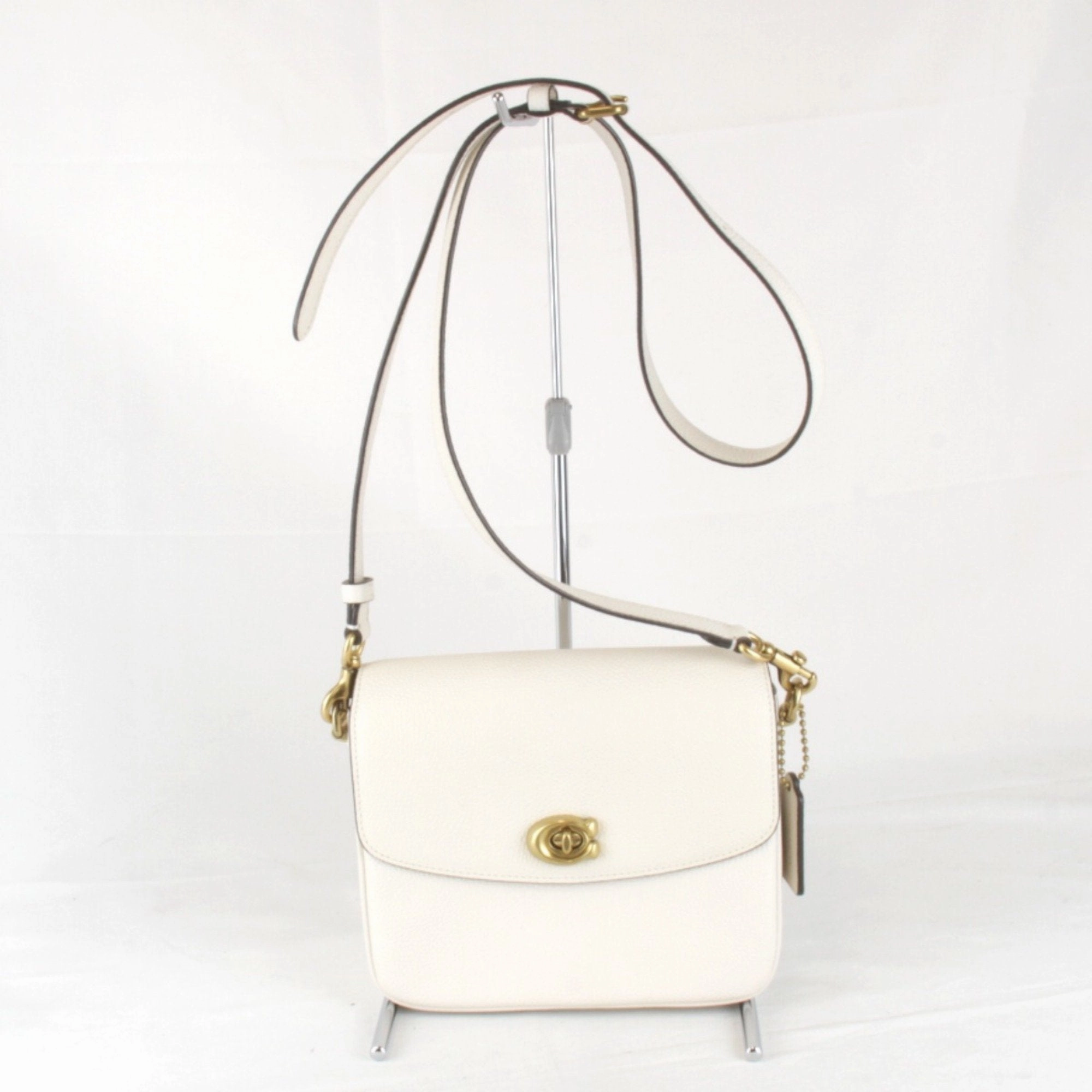 Coach Leather Shoulder Bag (Pre-Owned)