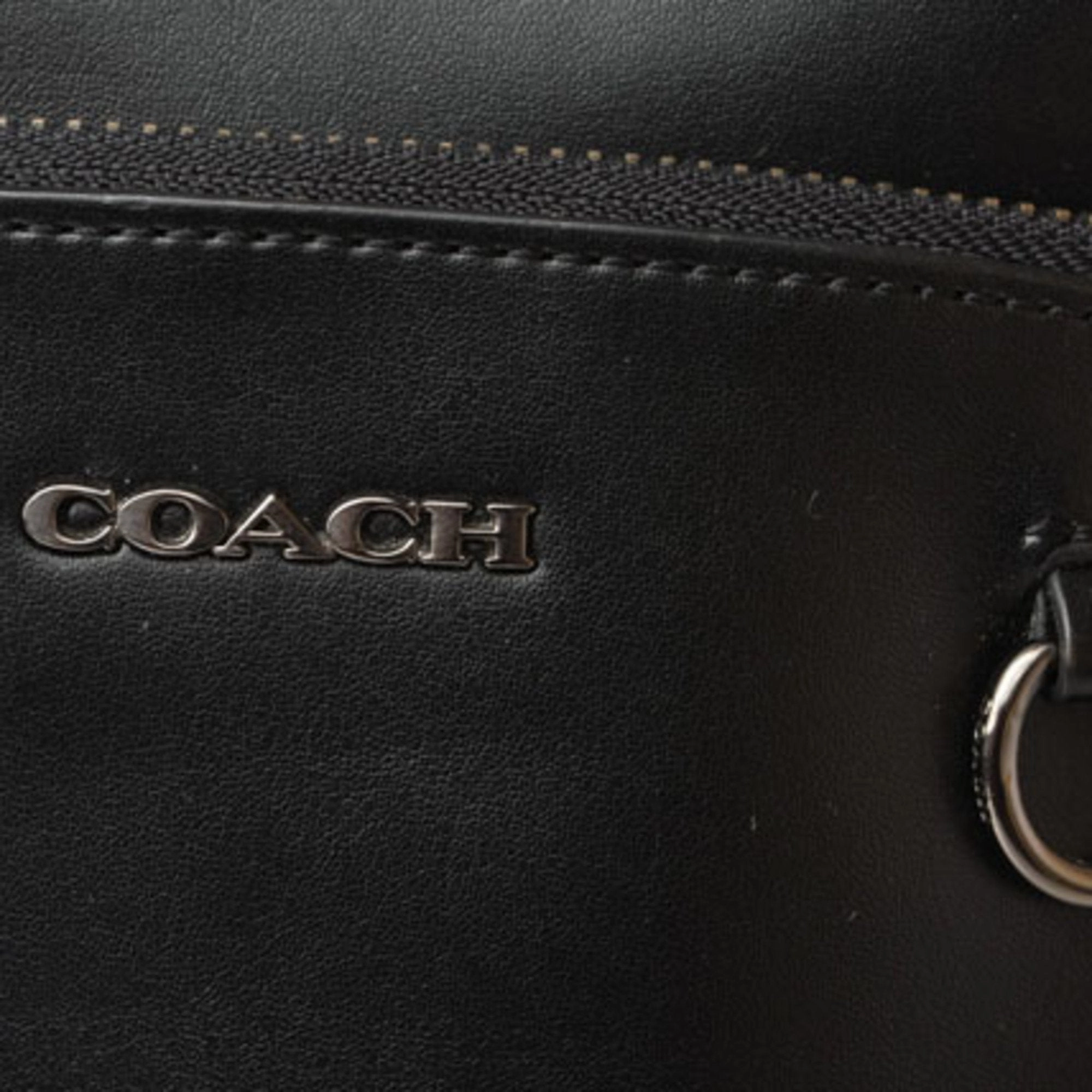 Coach  Leather Shoulder Bag Sling Bag (Pre-Owned)