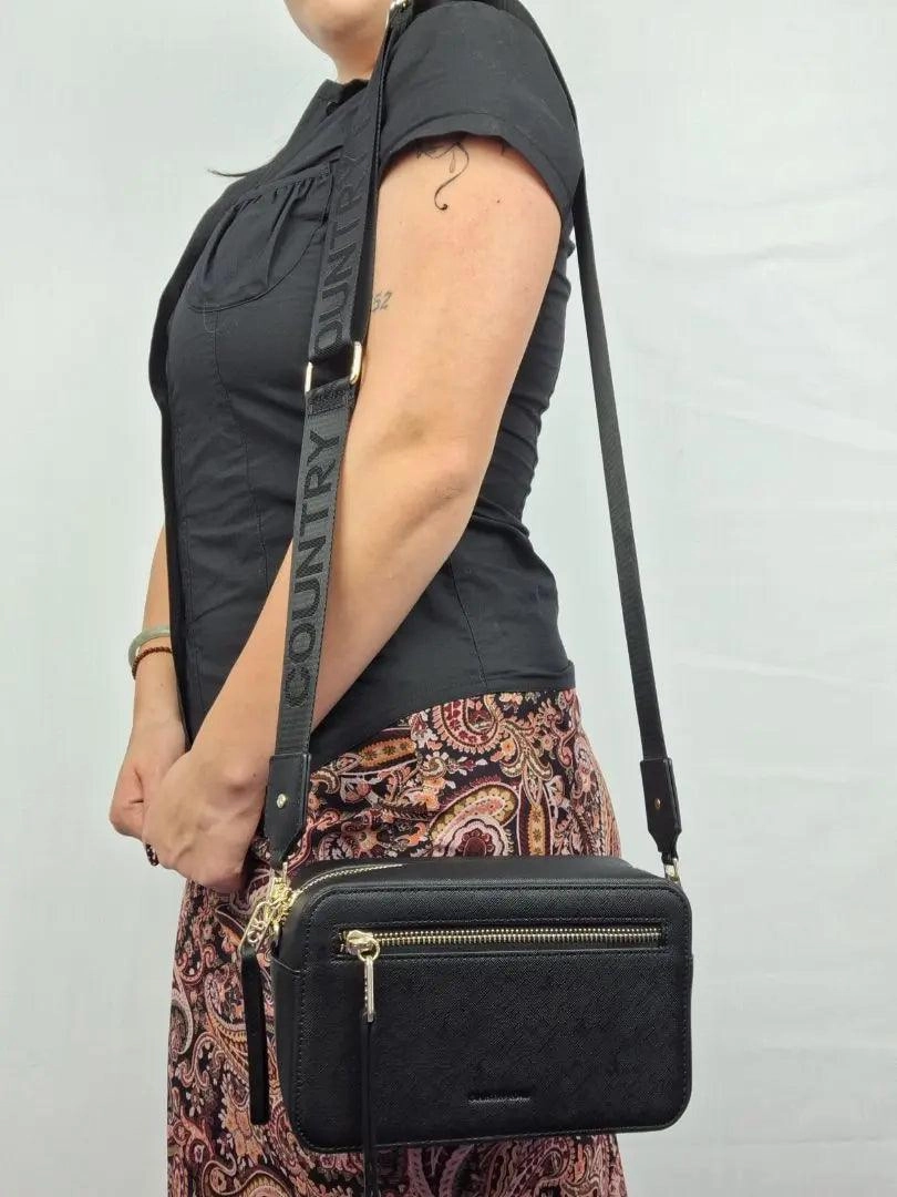 Country Road Everyday Boxy Crossbody Bag
