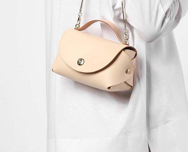 Cute Leather Womens Mini Chain Purse Makeup Handbags Chain Shoulder Bag for Women