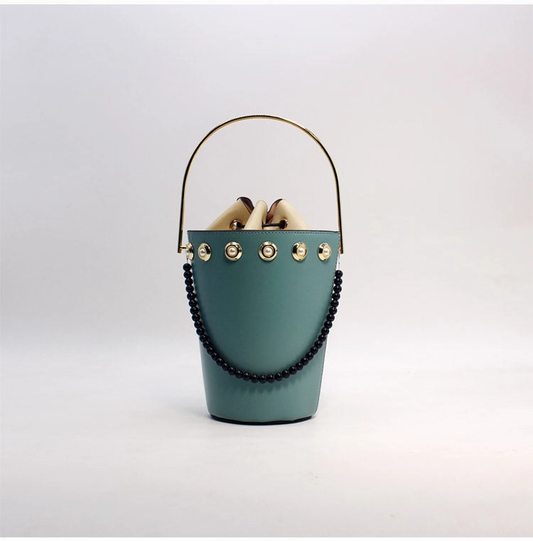 Cute Womens Black Leather Barrel Chain Crossbody Purse Bucket Round Chain Shoulder Bag for Women
