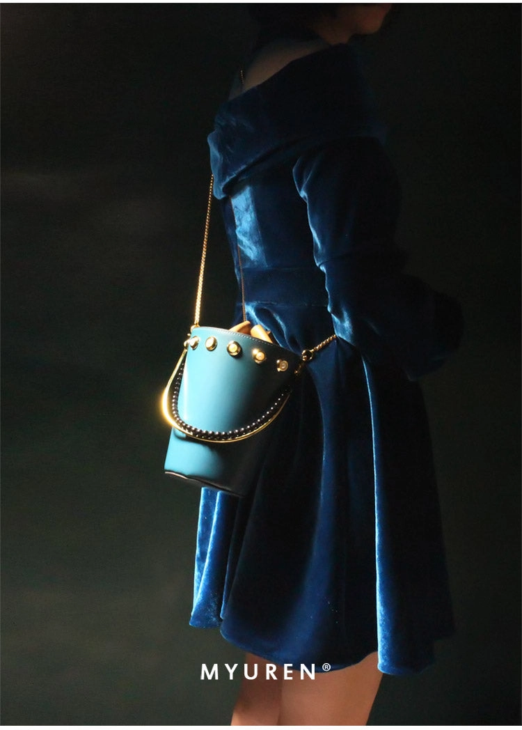 Cute Womens Black Leather Barrel Chain Crossbody Purse Bucket Round Chain Shoulder Bag for Women